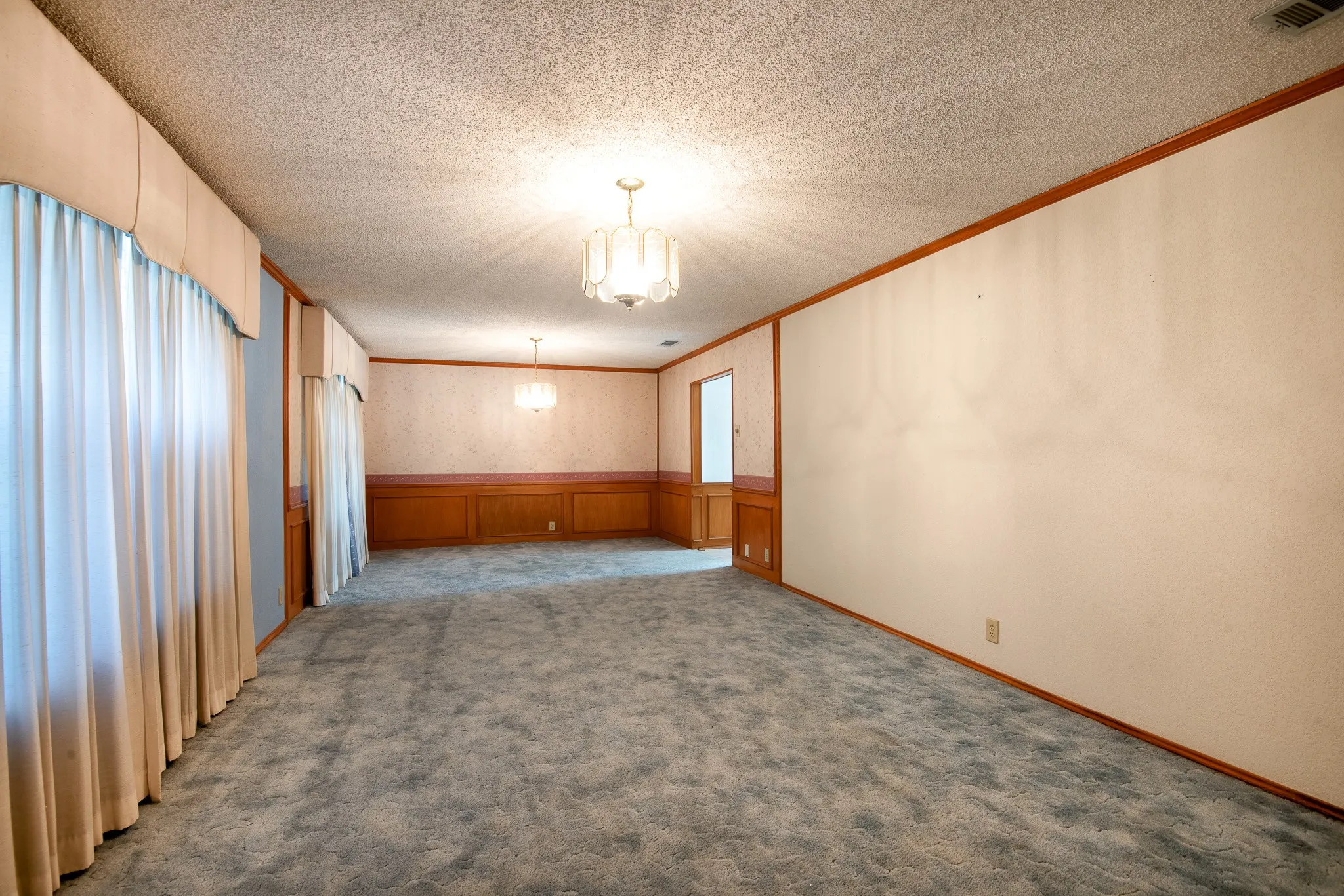 Additional Formal Living/Dining Views