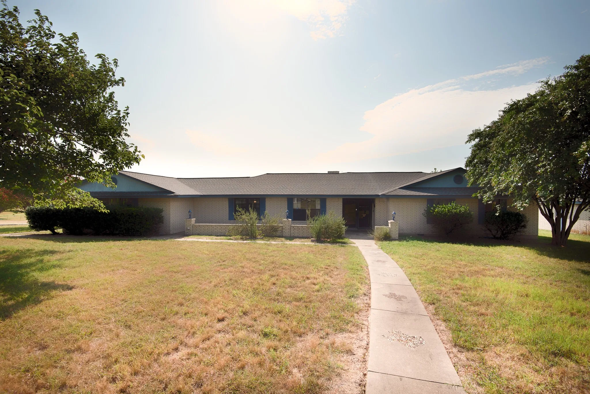 2720 sq ft Farmhouse