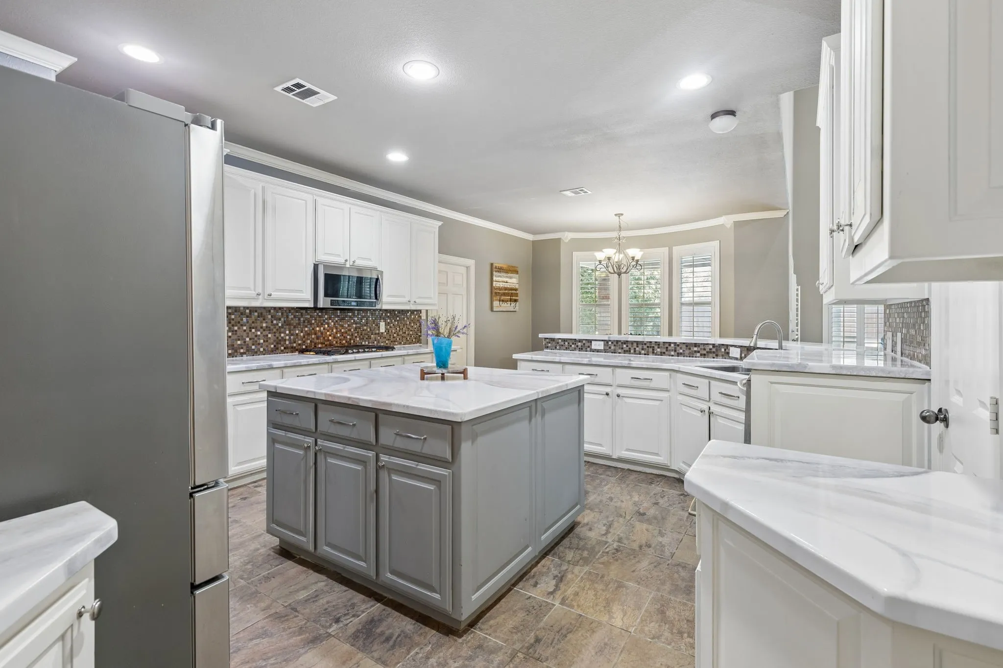 Single Family Residence For Sale in Collin County , 6328 Creek Bluff Court, Sachse, Texas 75048, 5 Bedroom, 3 Bathroom, 3 Garage spaces, 3,340 Sqft, built in 2003, mls#21370846, Real Estate Agent in Sachse, Homes For Sale in Collin county, Homes For Sale in Sachse, Realtor in Sachse Texas, Real Estate Brokerage Independent Realty Texas, Luminita Cordes Realtor