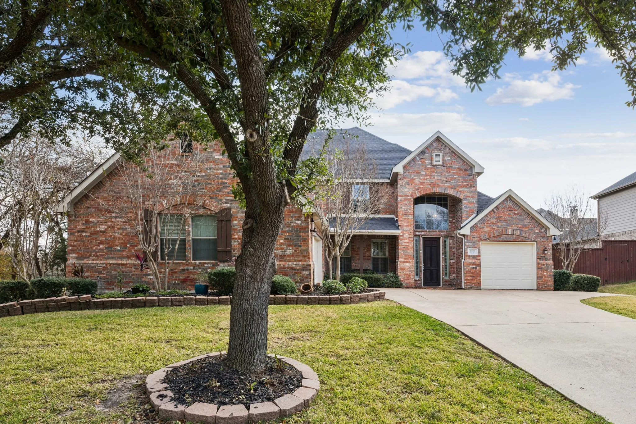Single Family Residence For Sale in Collin County , 6328 Creek Bluff Court, Sachse, Texas 75048, 5 Bedroom, 3 Bathroom, 3 Garage spaces, 3,340 Sqft, built in 2003, mls#21370846, Real Estate Agent in Sachse, Homes For Sale in Collin county, Homes For Sale in Sachse, Realtor in Sachse Texas, Real Estate Brokerage Independent Realty Texas, Luminita Cordes Realtor