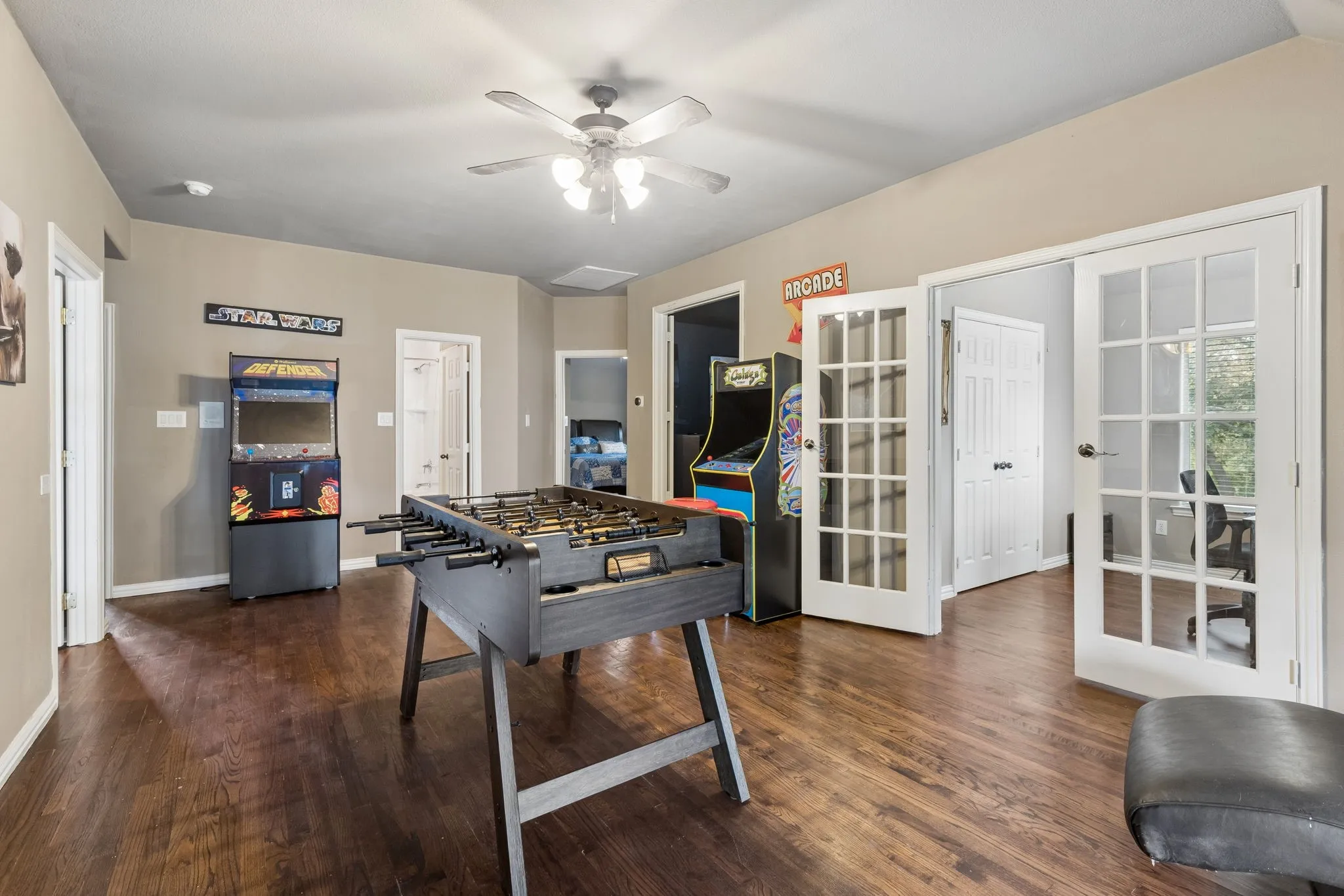 Single Family Residence For Sale in Collin County , 6328 Creek Bluff Court, Sachse, Texas 75048, 5 Bedroom, 3 Bathroom, 3 Garage spaces, 3,340 Sqft, built in 2003, mls#21370846, Real Estate Agent in Sachse, Homes For Sale in Collin county, Homes For Sale in Sachse, Realtor in Sachse Texas, Real Estate Brokerage Independent Realty Texas, Luminita Cordes Realtor