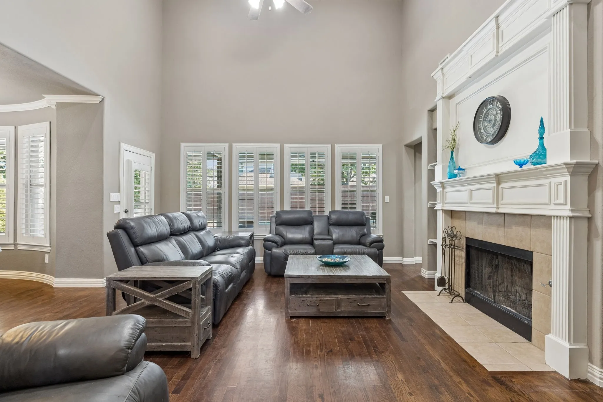 Single Family Residence For Sale in Collin County , 6328 Creek Bluff Court, Sachse, Texas 75048, 5 Bedroom, 3 Bathroom, 3 Garage spaces, 3,340 Sqft, built in 2003, mls#21370846, Real Estate Agent in Sachse, Homes For Sale in Collin county, Homes For Sale in Sachse, Realtor in Sachse Texas, Real Estate Brokerage Independent Realty Texas, Luminita Cordes Realtor