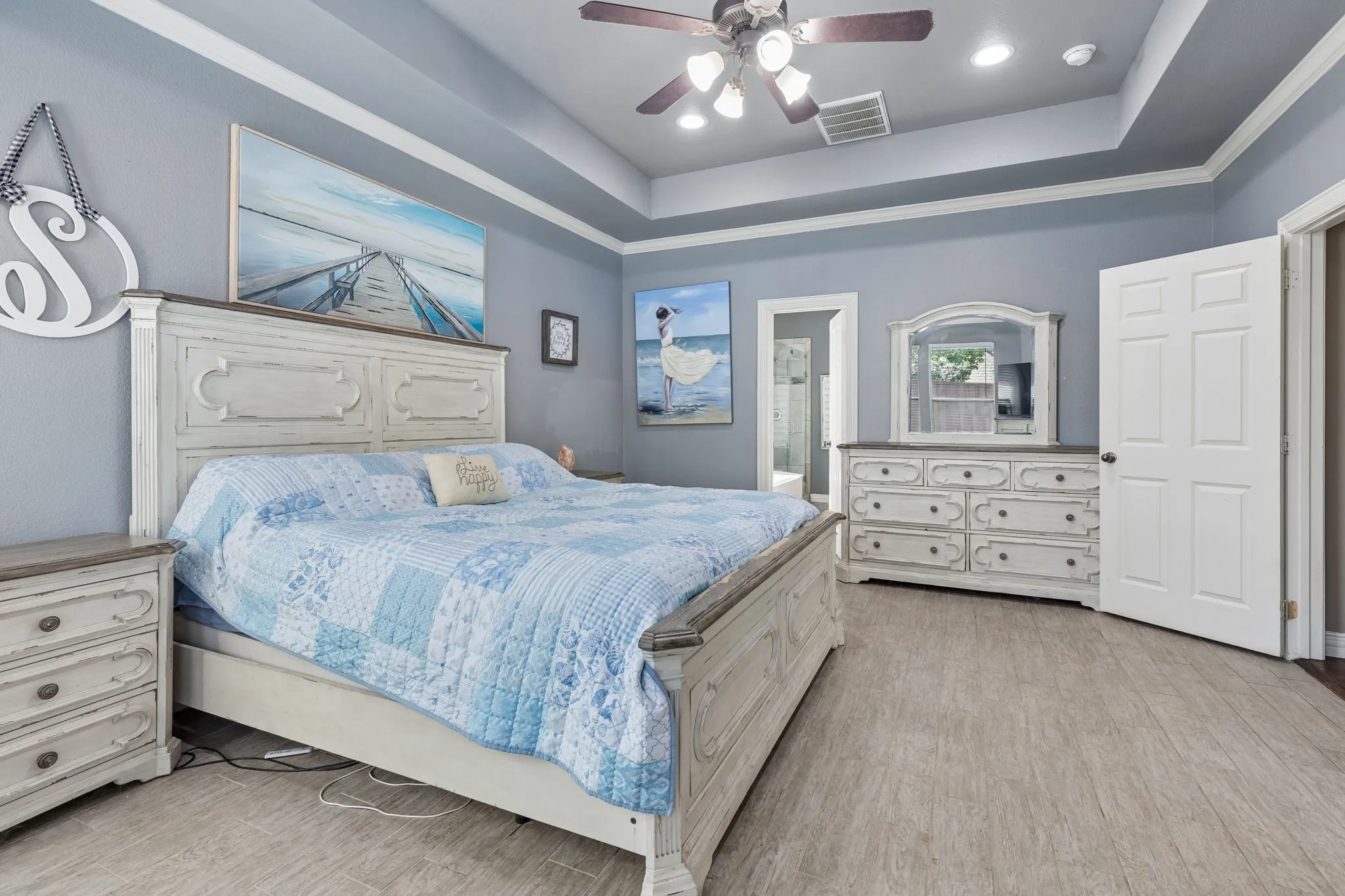 Single Family Residence For Sale in Collin County , 6328 Creek Bluff Court, Sachse, Texas 75048, 5 Bedroom, 3 Bathroom, 3 Garage spaces, 3,340 Sqft, built in 2003, mls#21370846, Real Estate Agent in Sachse, Homes For Sale in Collin county, Homes For Sale in Sachse, Realtor in Sachse Texas, Real Estate Brokerage Independent Realty Texas, Luminita Cordes Realtor