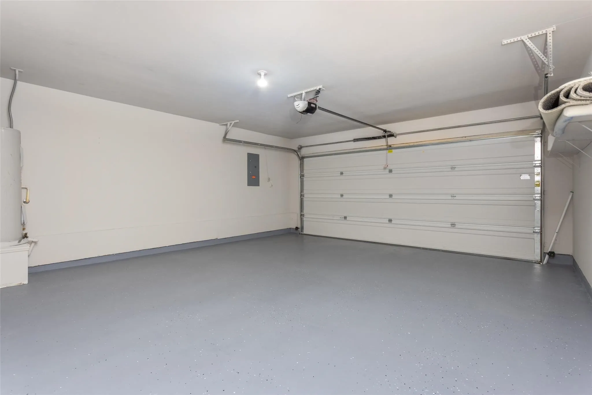 Townhouse For Rent in Denton County , 1605 Black Duck Terrace F, Carrollton, Texas 75010, 3 Bedroom, 3 Bathroom, 2 Garage spaces, 1,947 Sqft, built in 2010, mls#21371162, Real Estate Agent in Carrollton, Homes For Rent in Denton county, Homes For Rent in Carrollton, Realtor in Carrollton Texas, Real Estate Brokerage Independent Realty Texas, Luminita Cordes Realtor