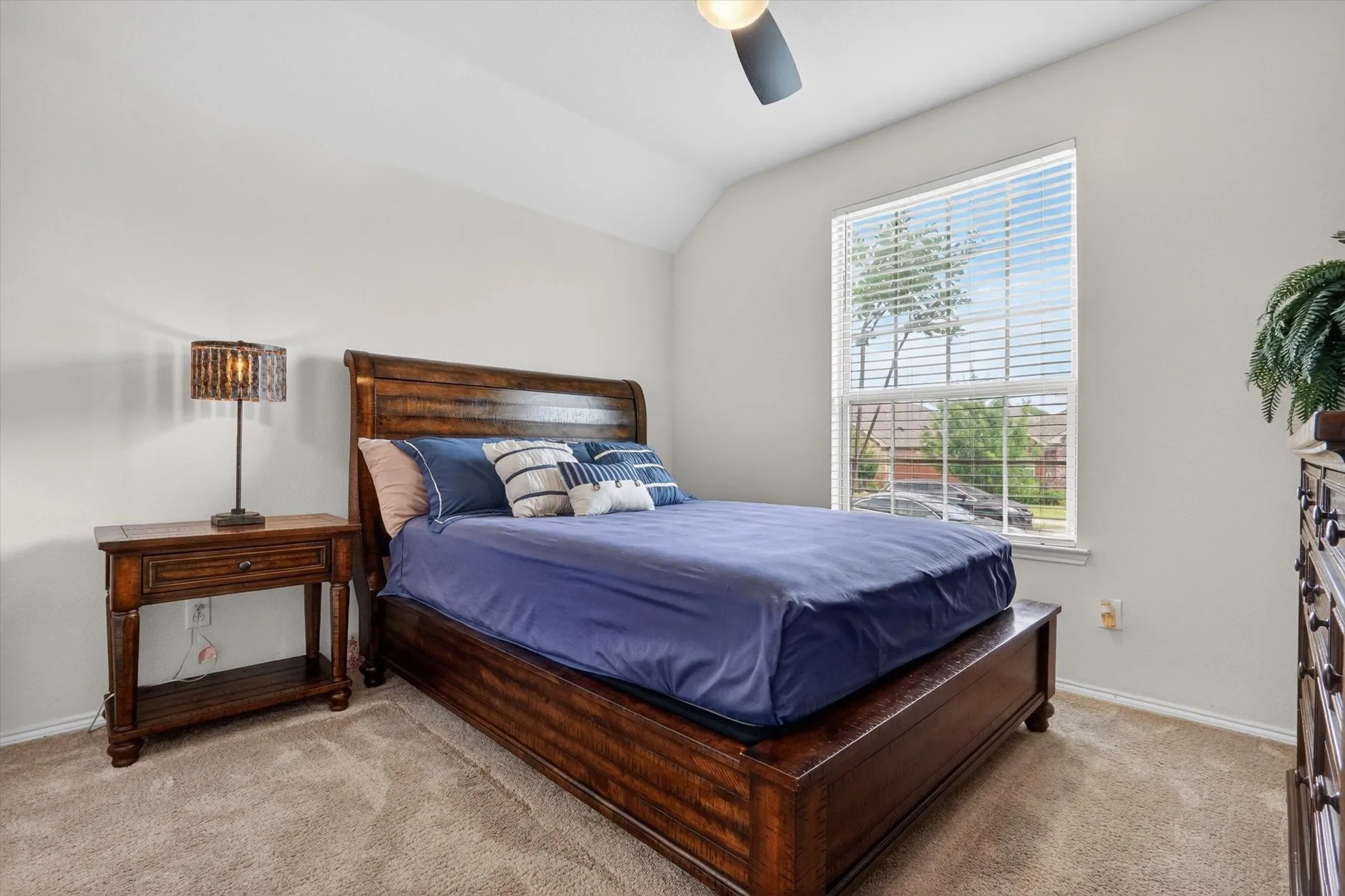 Single Family Residence For Sale in Kaufman County , 4027 Bighorn Drive, Heartland, Texas 75126, 3 Bedroom, 2 Bathroom, 2 Garage spaces, 1,456 Sqft, built in 2019, mls#21371166, Real Estate Agent in Heartland, Homes For Sale in Kaufman county, Homes For Sale in Heartland, Realtor in Heartland Texas, Real Estate Brokerage Independent Realty Texas, Luminita Cordes Realtor
