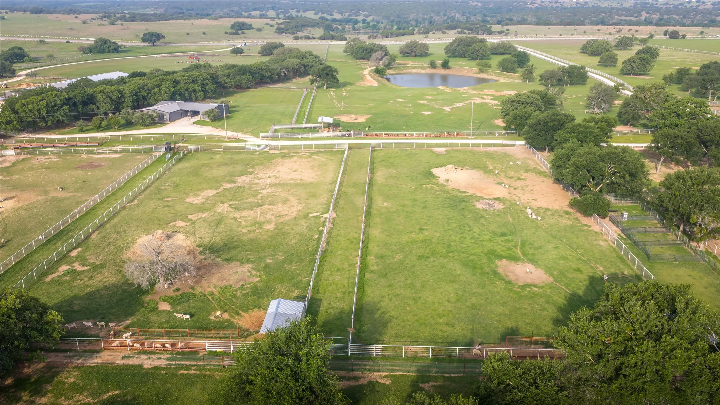 Apartment For Sale in Erath County , 24183-B S US 281, Hico, Texas 76457, 4 Bedroom, 3 Bathroom, Garage spaces, 2,160 Sqft, built in 1999, mls#21367060, Real Estate Agent in Hico, Homes For Sale in Erath county, Homes For Sale in Hico, Realtor in Hico Texas, Real Estate Brokerage Independent Realty Texas, Luminita Cordes Realtor