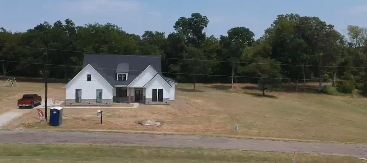 Single Family Residence For Sale in Navarro County , 141 Pearl Valley Drive, Kerens, Texas 75144, 4 Bedroom, 3 Bathroom, 2 Garage spaces, 1,800 Sqft, built in 2026, mls#21371142, Real Estate Agent in Kerens, Homes For Sale in Navarro county, Homes For Sale in Kerens, Realtor in Kerens Texas, Real Estate Brokerage Independent Realty Texas, Luminita Cordes Realtor