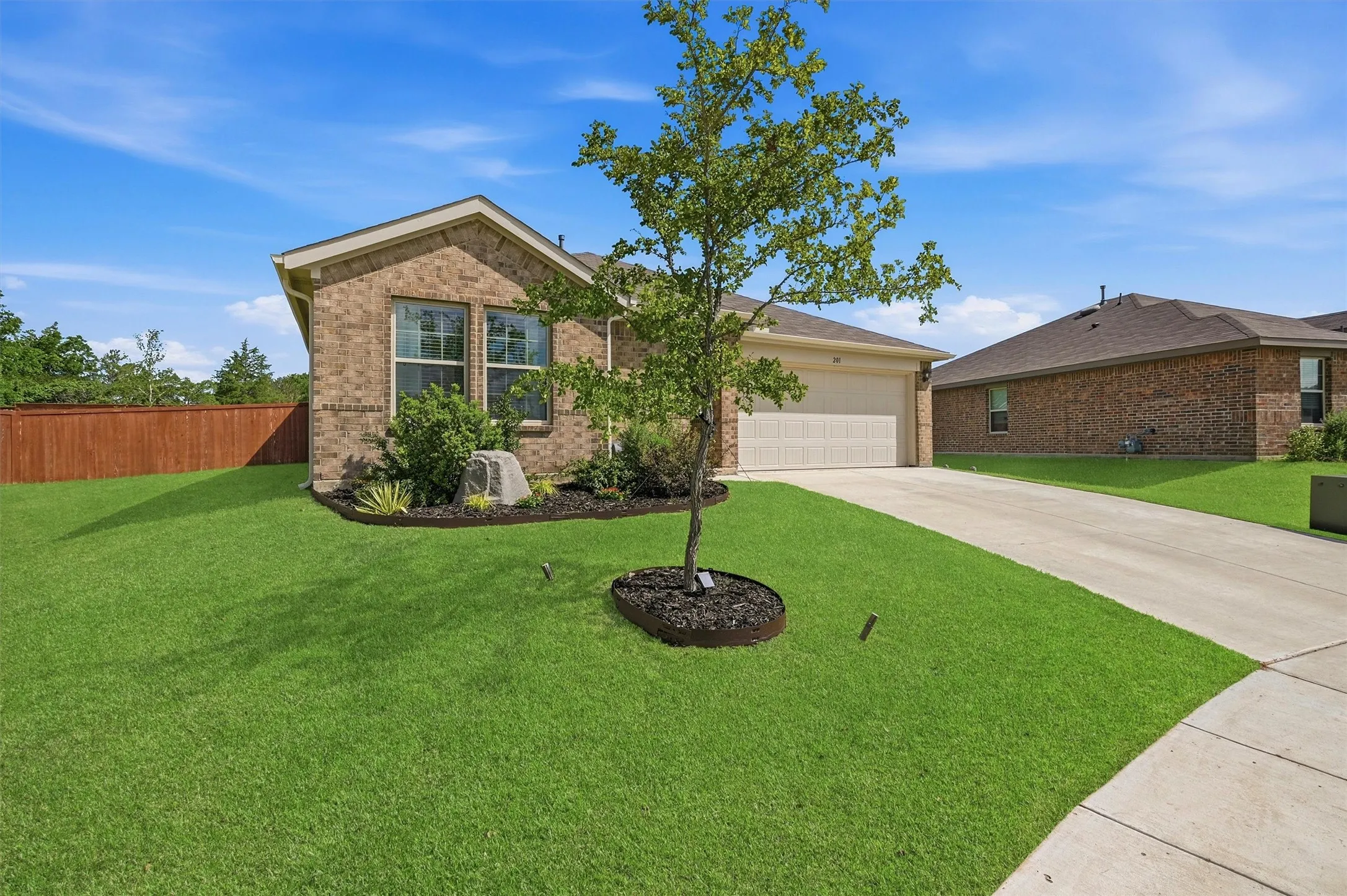 Single Family Residence For Sale in Grayson County , 201 Volunteer Drive, Sherman, Texas 75090, 3 Bedroom, 2 Bathroom, 2 Garage spaces, 1,266 Sqft, built in 2024, mls#21355529, Real Estate Agent in Sherman, Homes For Sale in Grayson county, Homes For Sale in Sherman, Realtor in Sherman Texas, Real Estate Brokerage Independent Realty Texas, Luminita Cordes Realtor