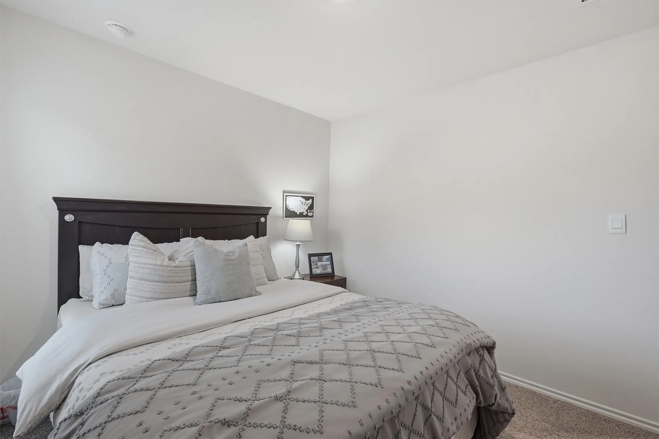 Single Family Residence For Sale in Grayson County , 201 Volunteer Drive, Sherman, Texas 75090, 3 Bedroom, 2 Bathroom, 2 Garage spaces, 1,266 Sqft, built in 2024, mls#21355529, Real Estate Agent in Sherman, Homes For Sale in Grayson county, Homes For Sale in Sherman, Realtor in Sherman Texas, Real Estate Brokerage Independent Realty Texas, Luminita Cordes Realtor