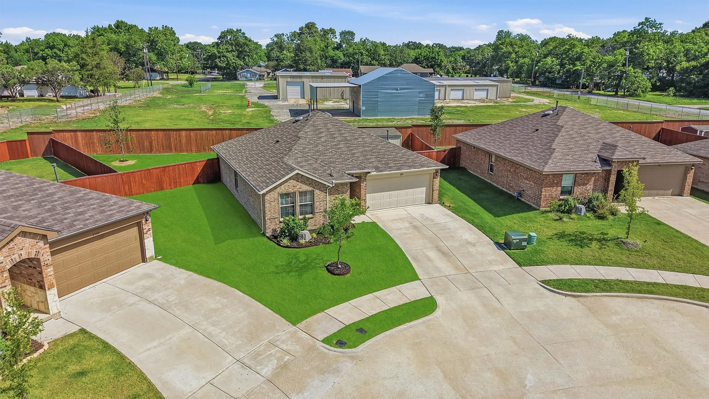 Single Family Residence For Sale in Grayson County , 201 Volunteer Drive, Sherman, Texas 75090, 3 Bedroom, 2 Bathroom, 2 Garage spaces, 1,266 Sqft, built in 2024, mls#21355529, Real Estate Agent in Sherman, Homes For Sale in Grayson county, Homes For Sale in Sherman, Realtor in Sherman Texas, Real Estate Brokerage Independent Realty Texas, Luminita Cordes Realtor