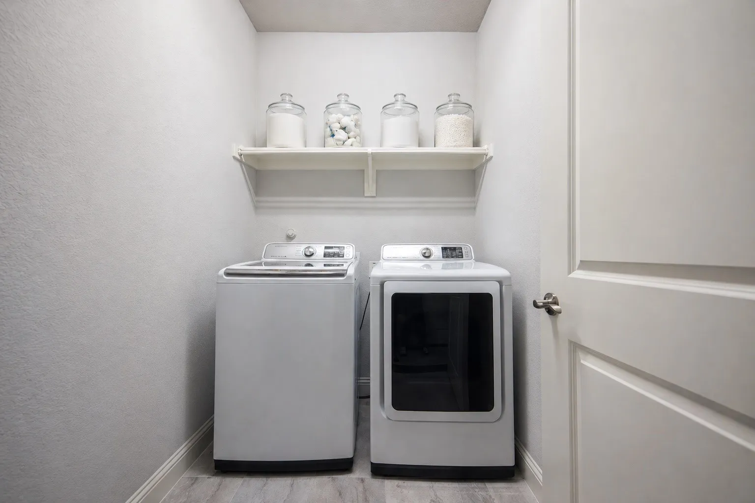 Single Family Residence For Sale in Collin County , 1528 Grace Lane, Wylie, Texas 75098, 5 Bedroom, 4 Bathroom, 2 Garage spaces, 3,963 Sqft, built in 2020, mls#21370457, Real Estate Agent in Wylie, Homes For Sale in Collin county, Homes For Sale in Wylie, Realtor in Wylie Texas, Real Estate Brokerage Independent Realty Texas, Luminita Cordes Realtor