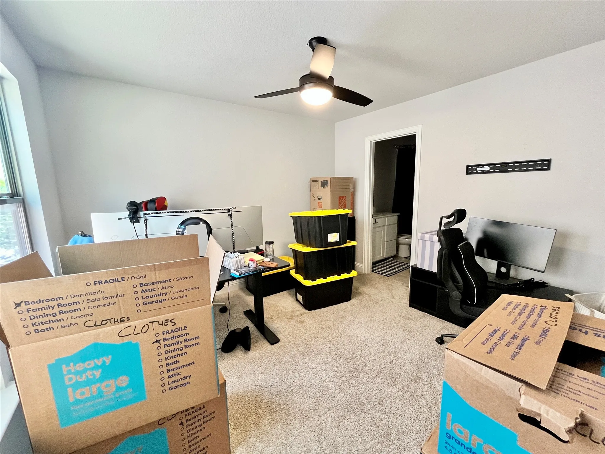 Townhouse For Rent in Tarrant County , 131 Peach Orchard Lane, Euless, Texas 76040, 3 Bedroom, 4 Bathroom, 2 Garage spaces, 1,948 Sqft, built in 2020, mls#21371168, Real Estate Agent in Euless, Homes For Rent in Tarrant county, Homes For Rent in Euless, Realtor in Euless Texas, Real Estate Brokerage Independent Realty Texas, Luminita Cordes Realtor