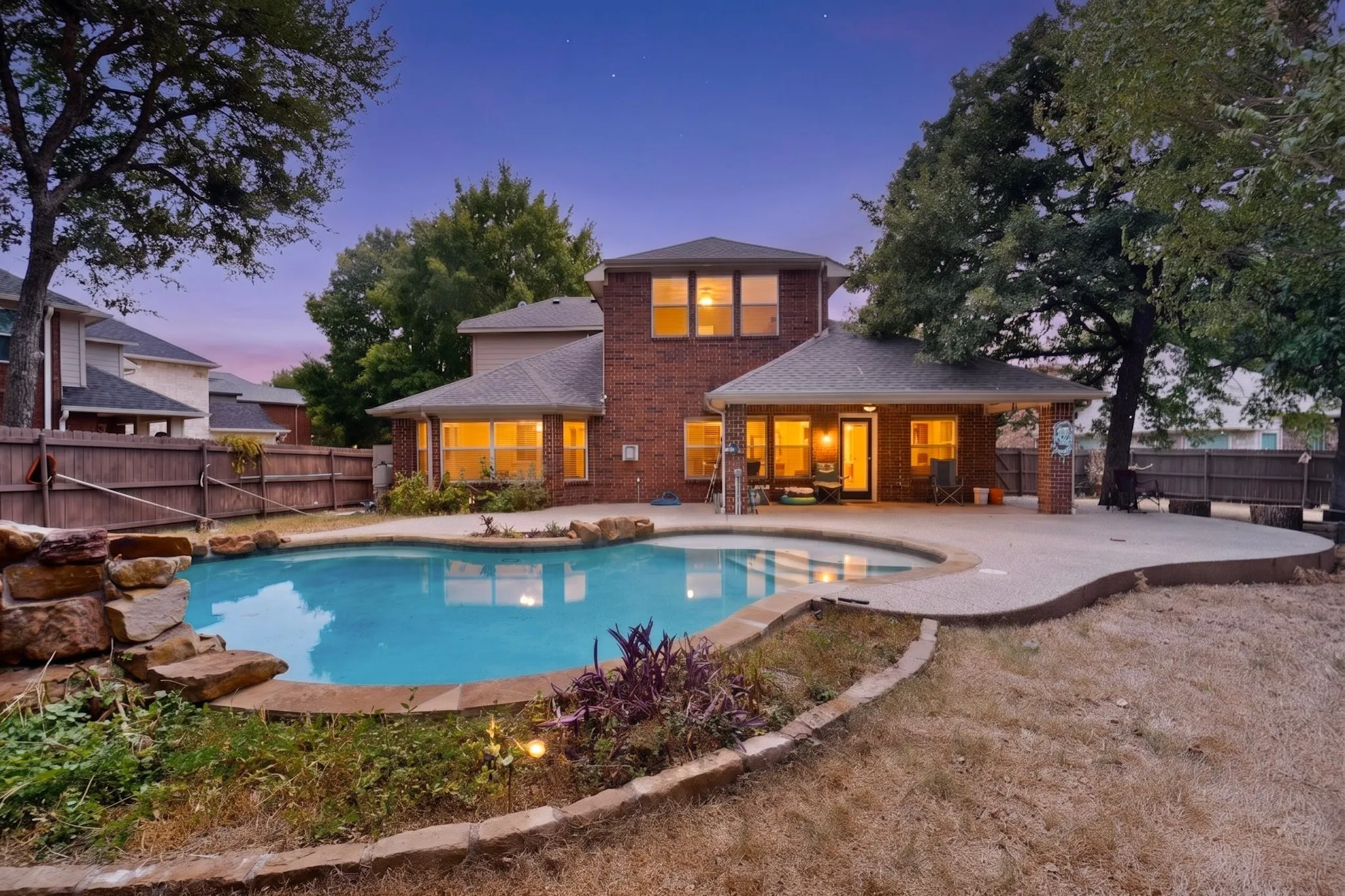 Single Family Residence For Sale in Tarrant County , 2420 Bent Trail, Mansfield, Texas 76063, 4 Bedroom, 2 Bathroom, 2 Garage spaces, 3,149 Sqft, built in 2004, mls#21369679, Real Estate Agent in Mansfield, Homes For Sale in Tarrant county, Homes For Sale in Mansfield, Realtor in Mansfield Texas, Real Estate Brokerage Independent Realty Texas, Luminita Cordes Realtor