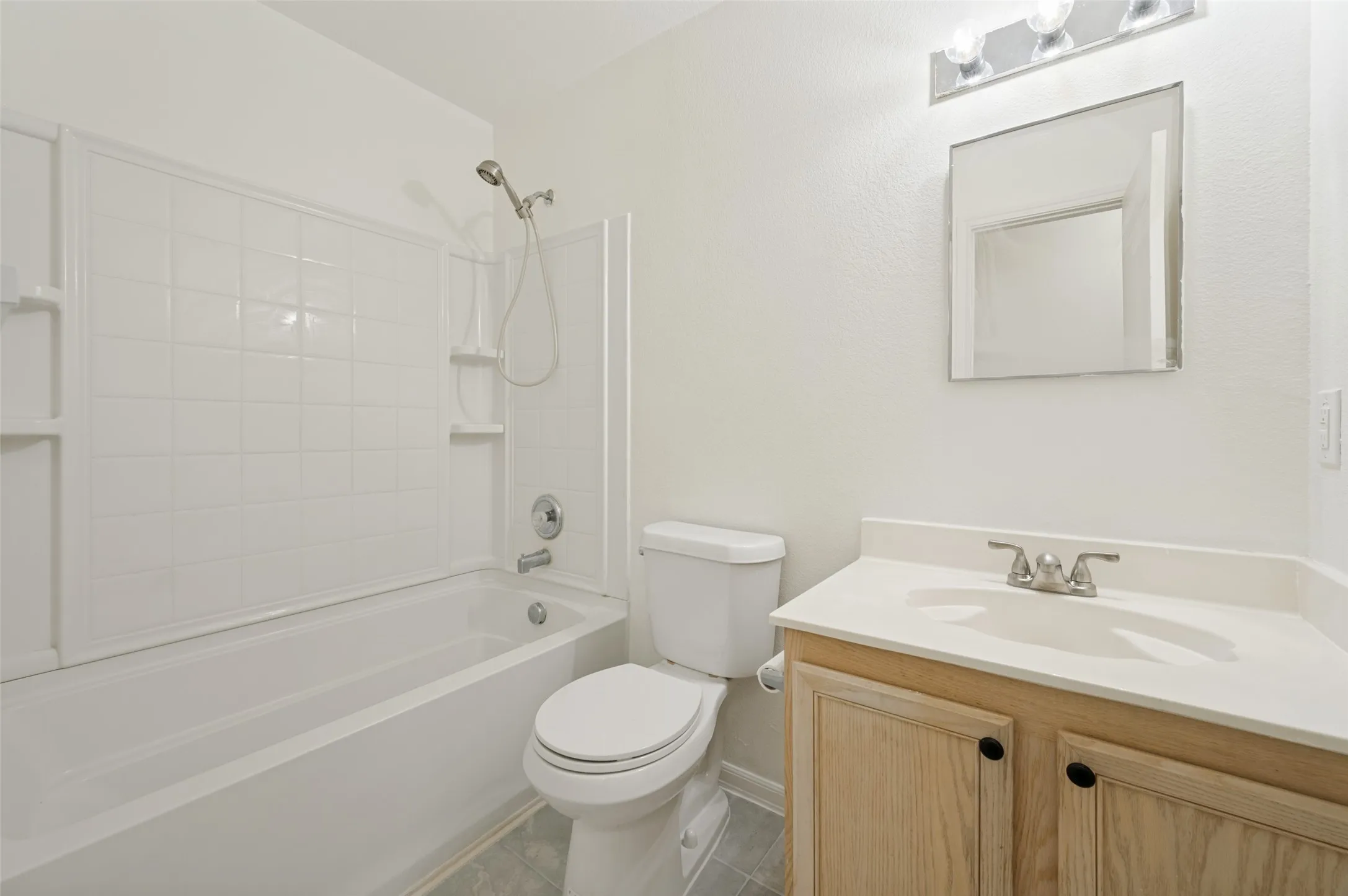 Single Family Residence For Rent in Collin County , 5221 Mountain Pointe Drive, Mc Kinney, Texas 75071, 3 Bedroom, 2 Bathroom, 2 Garage spaces, 1,532 Sqft, built in 2005, mls#21370412, Real Estate Agent in Mc Kinney, Homes For Rent in Collin county, Homes For Rent in Mc Kinney, Realtor in Mc Kinney Texas, Real Estate Brokerage Independent Realty Texas, Luminita Cordes Realtor