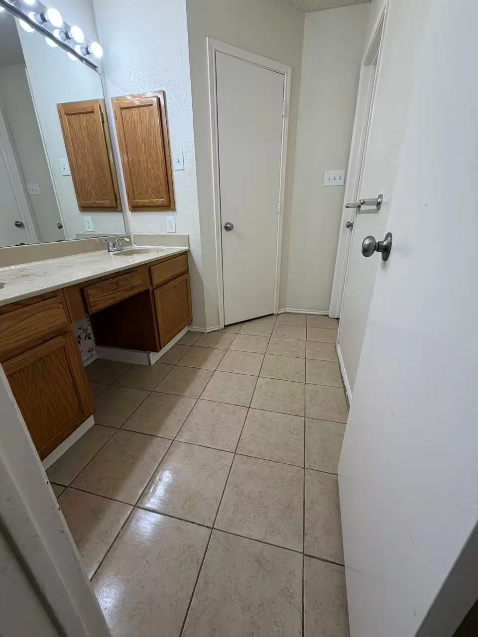 Single Family Residence For Rent in Dallas County , 1607 Windmill Lane, Mesquite, Texas 75149, 3 Bedroom, 2 Bathroom, 2 Garage spaces, 1,336 Sqft, built in 1985, mls#21371186, Real Estate Agent in Mesquite, Homes For Rent in Dallas county, Homes For Rent in Mesquite, Realtor in Mesquite Texas, Real Estate Brokerage Independent Realty Texas, Luminita Cordes Realtor