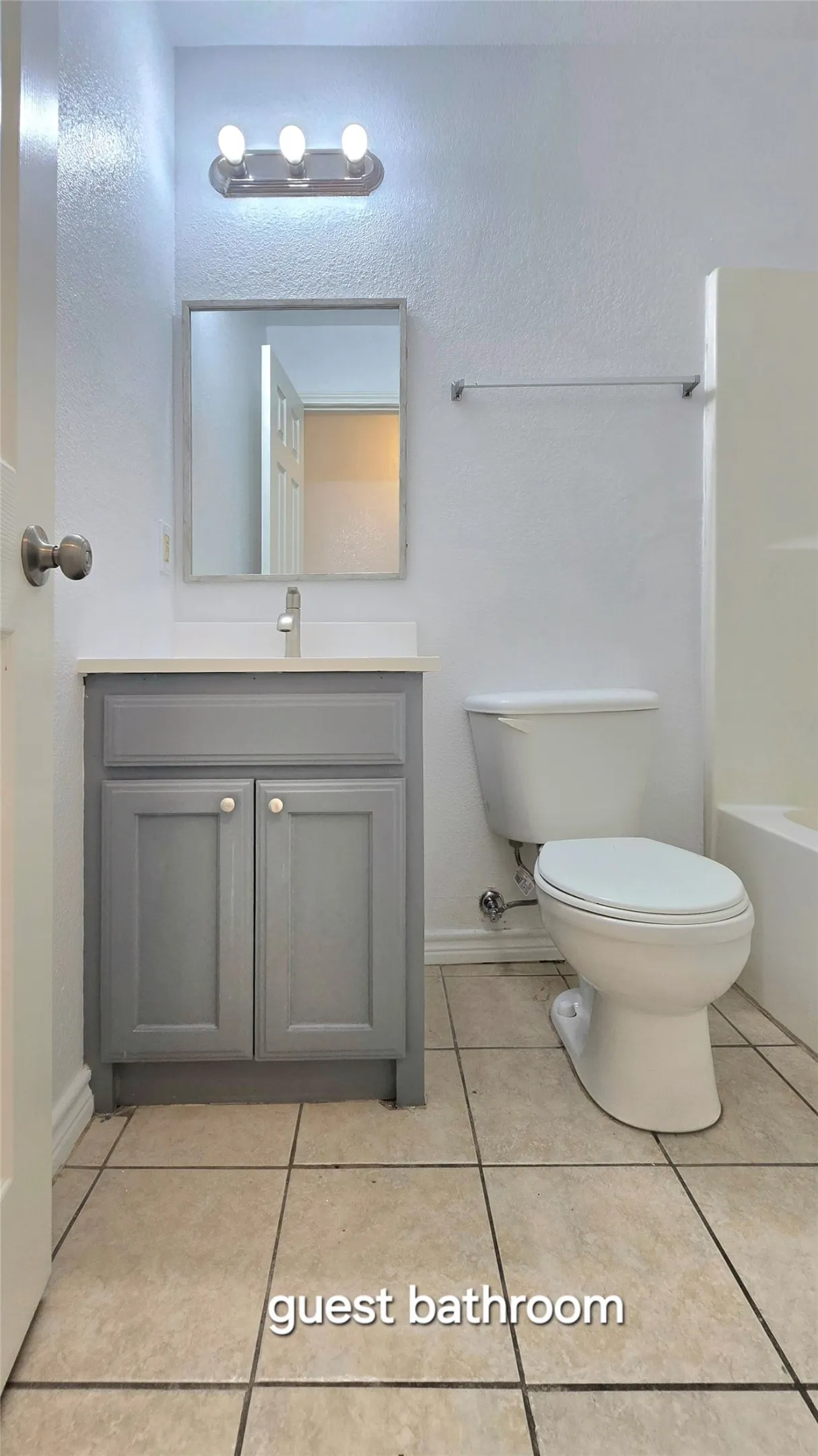 Duplex For Rent in Tarrant County , 5017 Chapman Street 5017, Fort Worth, Texas 76105, 4 Bedroom, 2 Bathroom, Garage spaces, 1,146 Sqft, built in 2006, mls#21371191, Real Estate Agent in Fort Worth, Homes For Rent in Tarrant county, Homes For Rent in Fort Worth, Realtor in Fort Worth Texas, Real Estate Brokerage Independent Realty Texas, Luminita Cordes Realtor