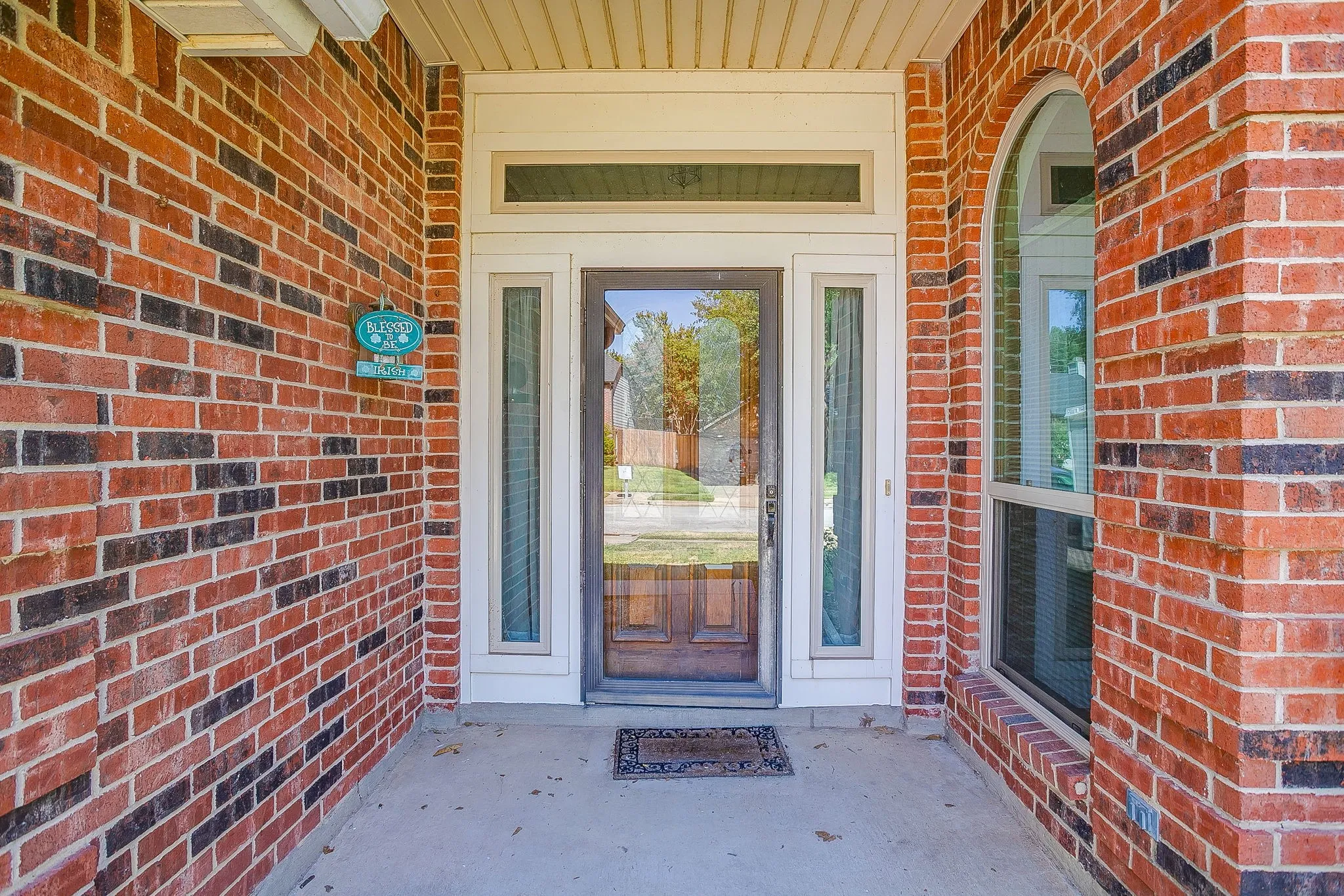 Your front door is just a short drive from the charming Historic Main Street Grapevine.