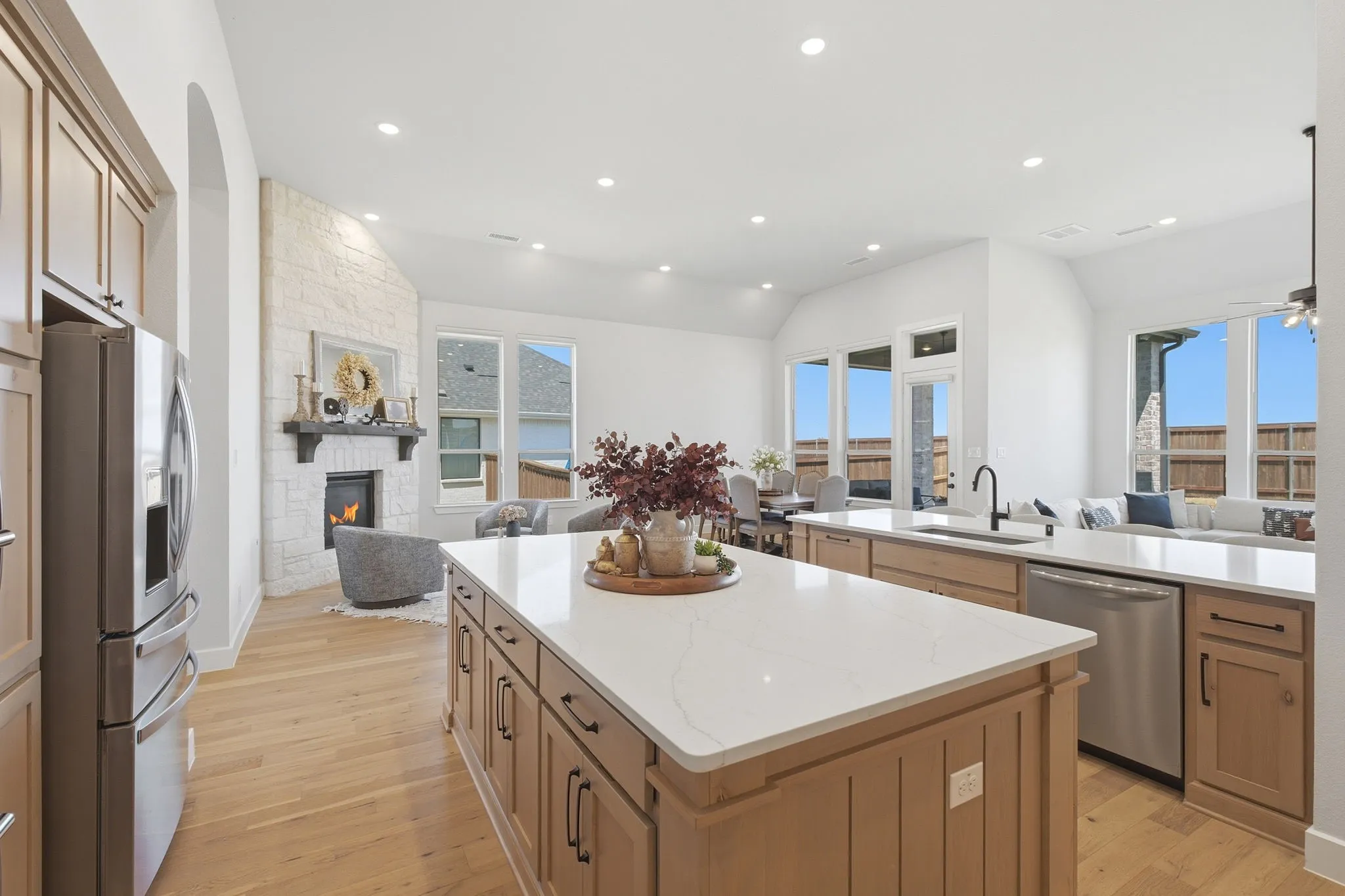 Single Family Residence For Sale in Collin County , 2521 Warwick Drive, Celina, Texas 75009, 4 Bedroom, 5 Bathroom, 3 Garage spaces, 3,248 Sqft, built in 2023, mls#21371197, Real Estate Agent in Celina, Homes For Sale in Collin county, Homes For Sale in Celina, Realtor in Celina Texas, Real Estate Brokerage Independent Realty Texas, Luminita Cordes Realtor