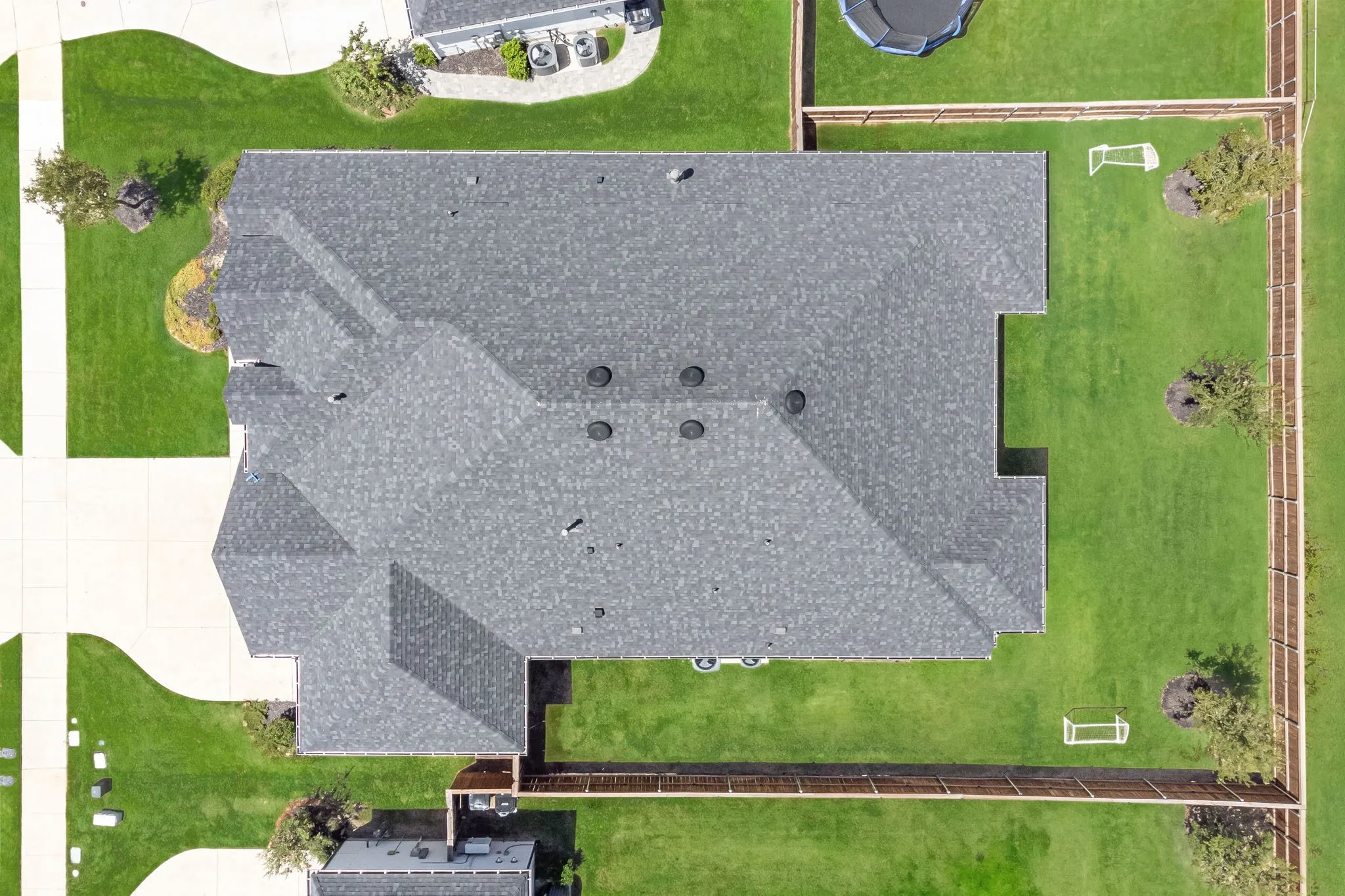 Single Family Residence For Sale in Collin County , 2521 Warwick Drive, Celina, Texas 75009, 4 Bedroom, 5 Bathroom, 3 Garage spaces, 3,248 Sqft, built in 2023, mls#21371197, Real Estate Agent in Celina, Homes For Sale in Collin county, Homes For Sale in Celina, Realtor in Celina Texas, Real Estate Brokerage Independent Realty Texas, Luminita Cordes Realtor