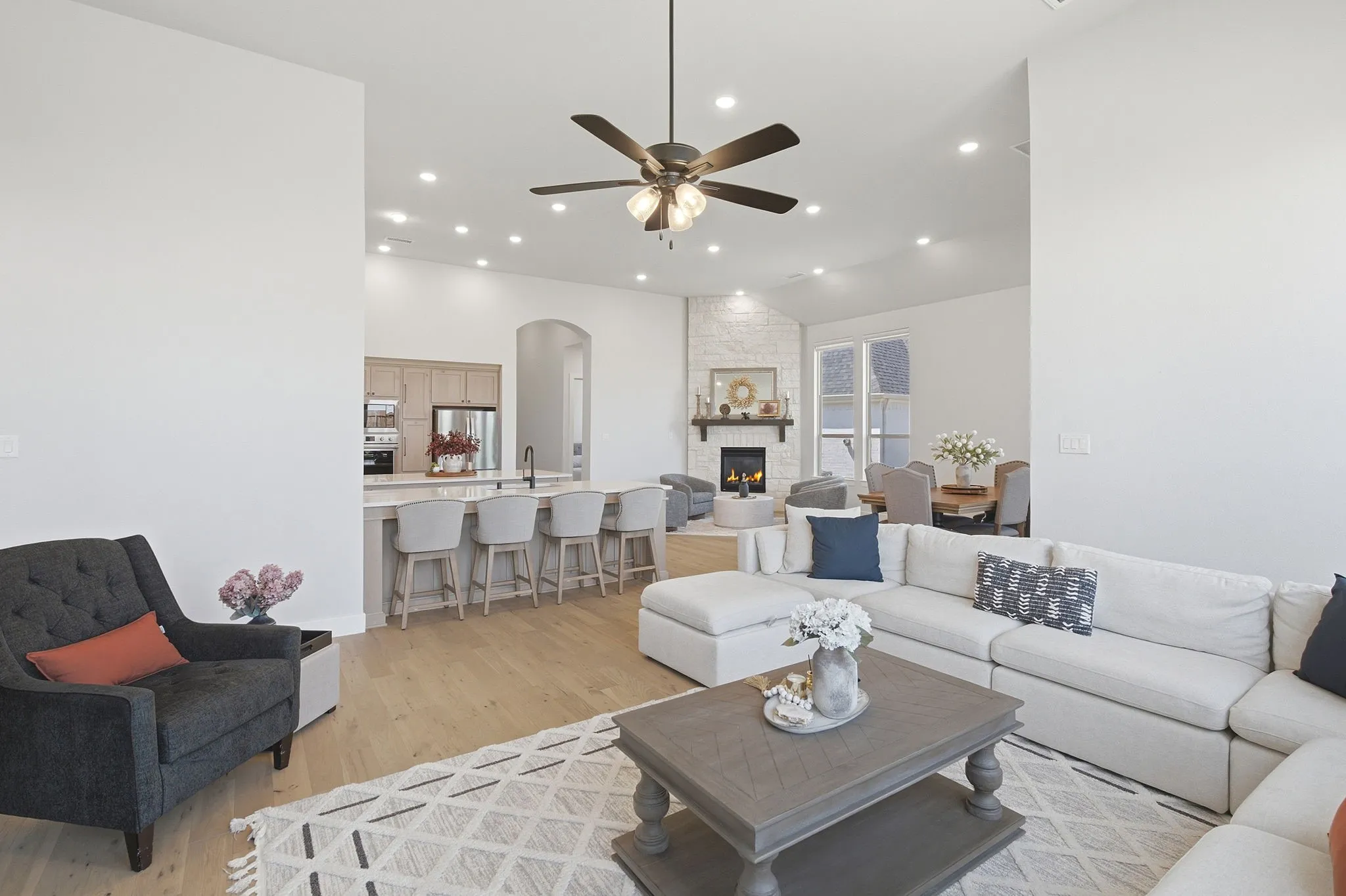 Single Family Residence For Sale in Collin County , 2521 Warwick Drive, Celina, Texas 75009, 4 Bedroom, 5 Bathroom, 3 Garage spaces, 3,248 Sqft, built in 2023, mls#21371197, Real Estate Agent in Celina, Homes For Sale in Collin county, Homes For Sale in Celina, Realtor in Celina Texas, Real Estate Brokerage Independent Realty Texas, Luminita Cordes Realtor