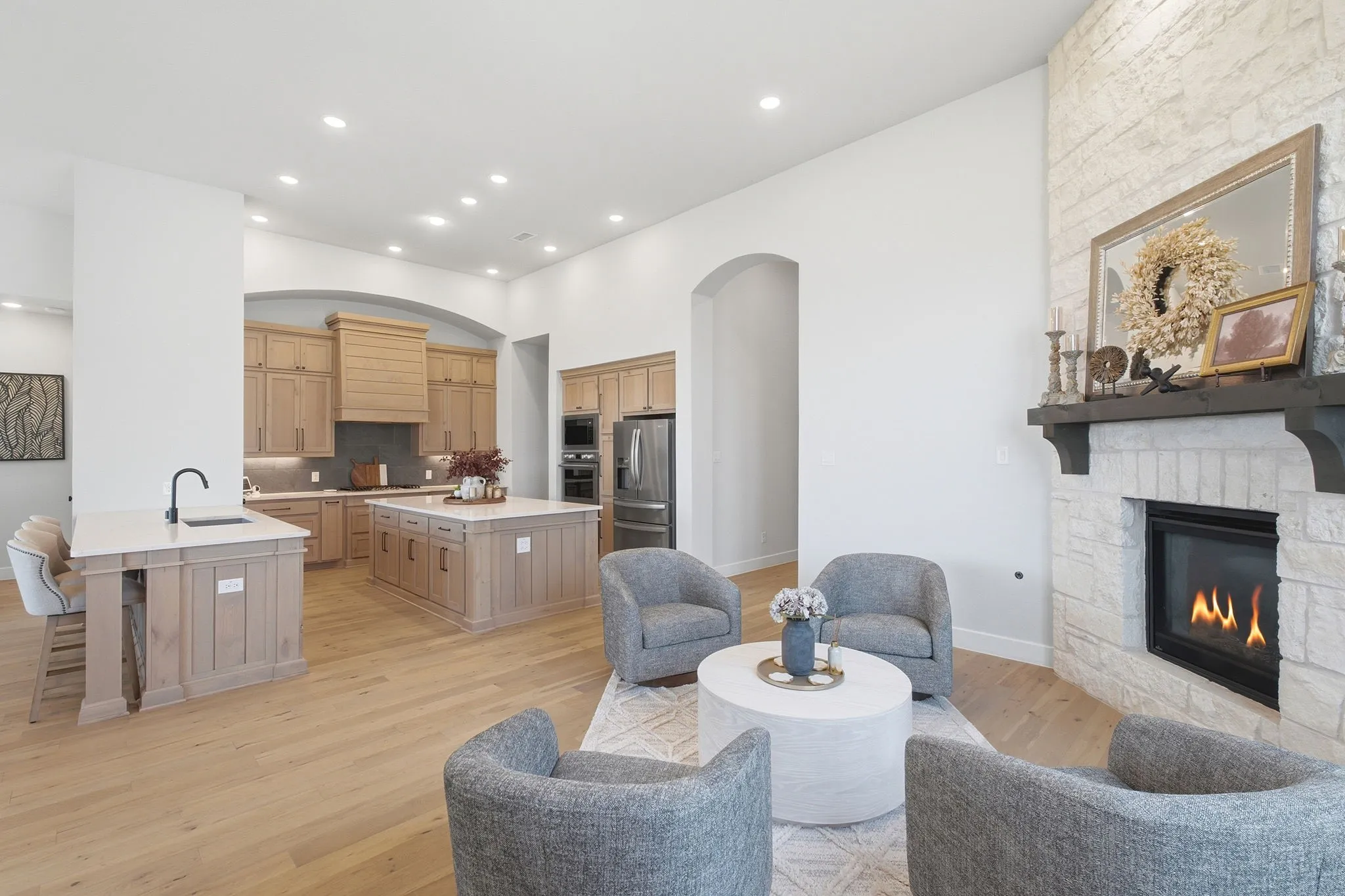 Single Family Residence For Sale in Collin County , 2521 Warwick Drive, Celina, Texas 75009, 4 Bedroom, 5 Bathroom, 3 Garage spaces, 3,248 Sqft, built in 2023, mls#21371197, Real Estate Agent in Celina, Homes For Sale in Collin county, Homes For Sale in Celina, Realtor in Celina Texas, Real Estate Brokerage Independent Realty Texas, Luminita Cordes Realtor