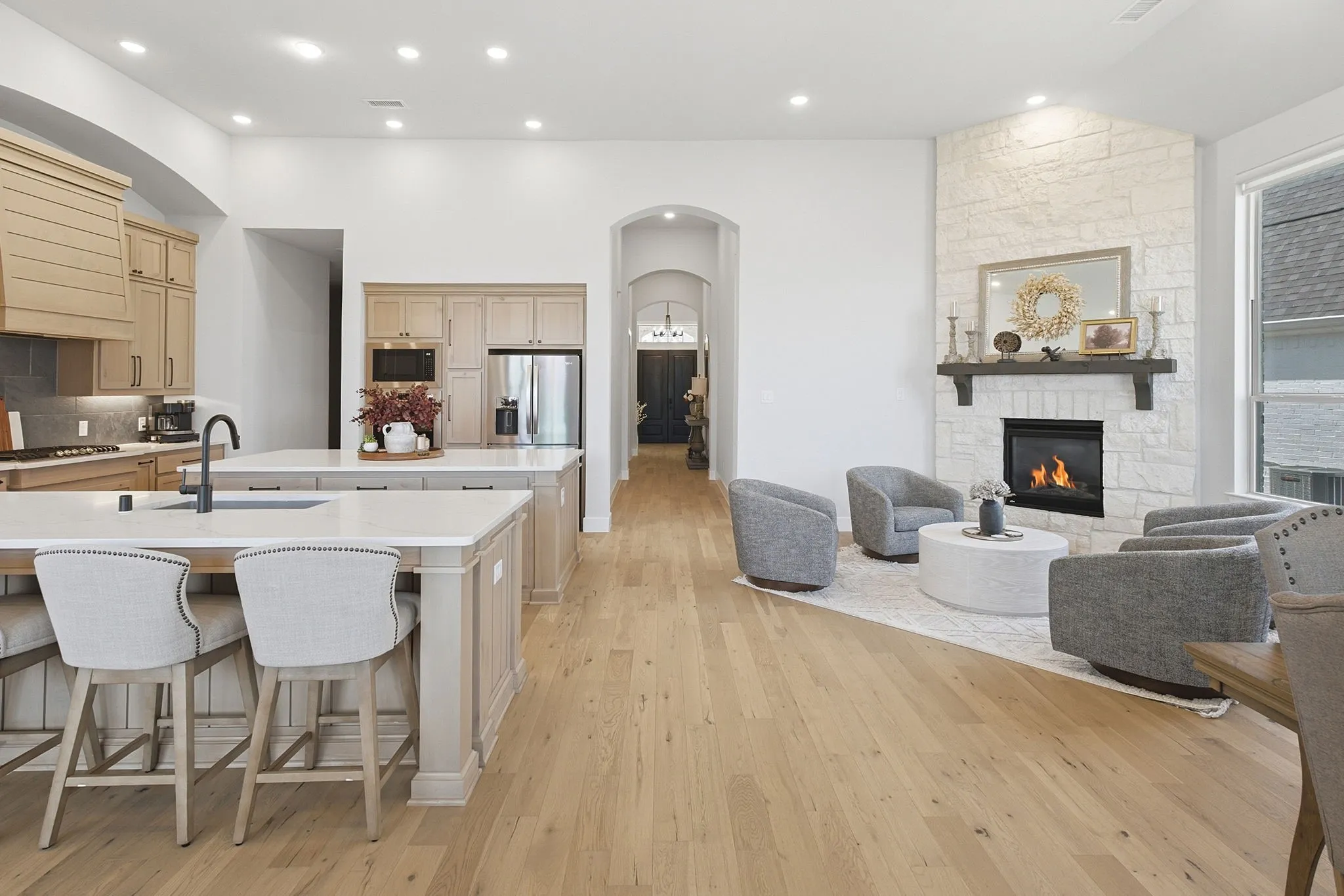 Single Family Residence For Sale in Collin County , 2521 Warwick Drive, Celina, Texas 75009, 4 Bedroom, 5 Bathroom, 3 Garage spaces, 3,248 Sqft, built in 2023, mls#21371197, Real Estate Agent in Celina, Homes For Sale in Collin county, Homes For Sale in Celina, Realtor in Celina Texas, Real Estate Brokerage Independent Realty Texas, Luminita Cordes Realtor