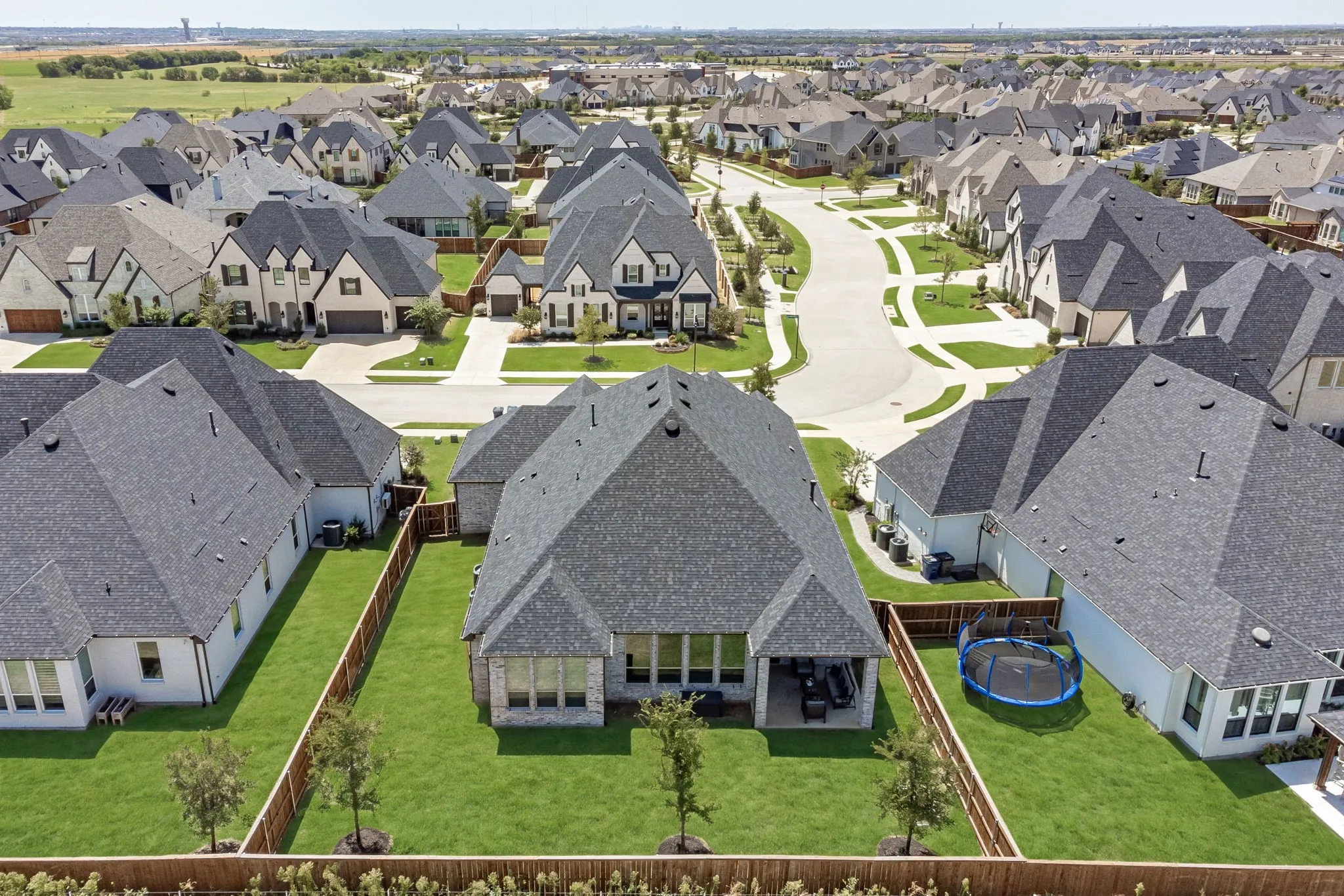 Single Family Residence For Sale in Collin County , 2521 Warwick Drive, Celina, Texas 75009, 4 Bedroom, 5 Bathroom, 3 Garage spaces, 3,248 Sqft, built in 2023, mls#21371197, Real Estate Agent in Celina, Homes For Sale in Collin county, Homes For Sale in Celina, Realtor in Celina Texas, Real Estate Brokerage Independent Realty Texas, Luminita Cordes Realtor