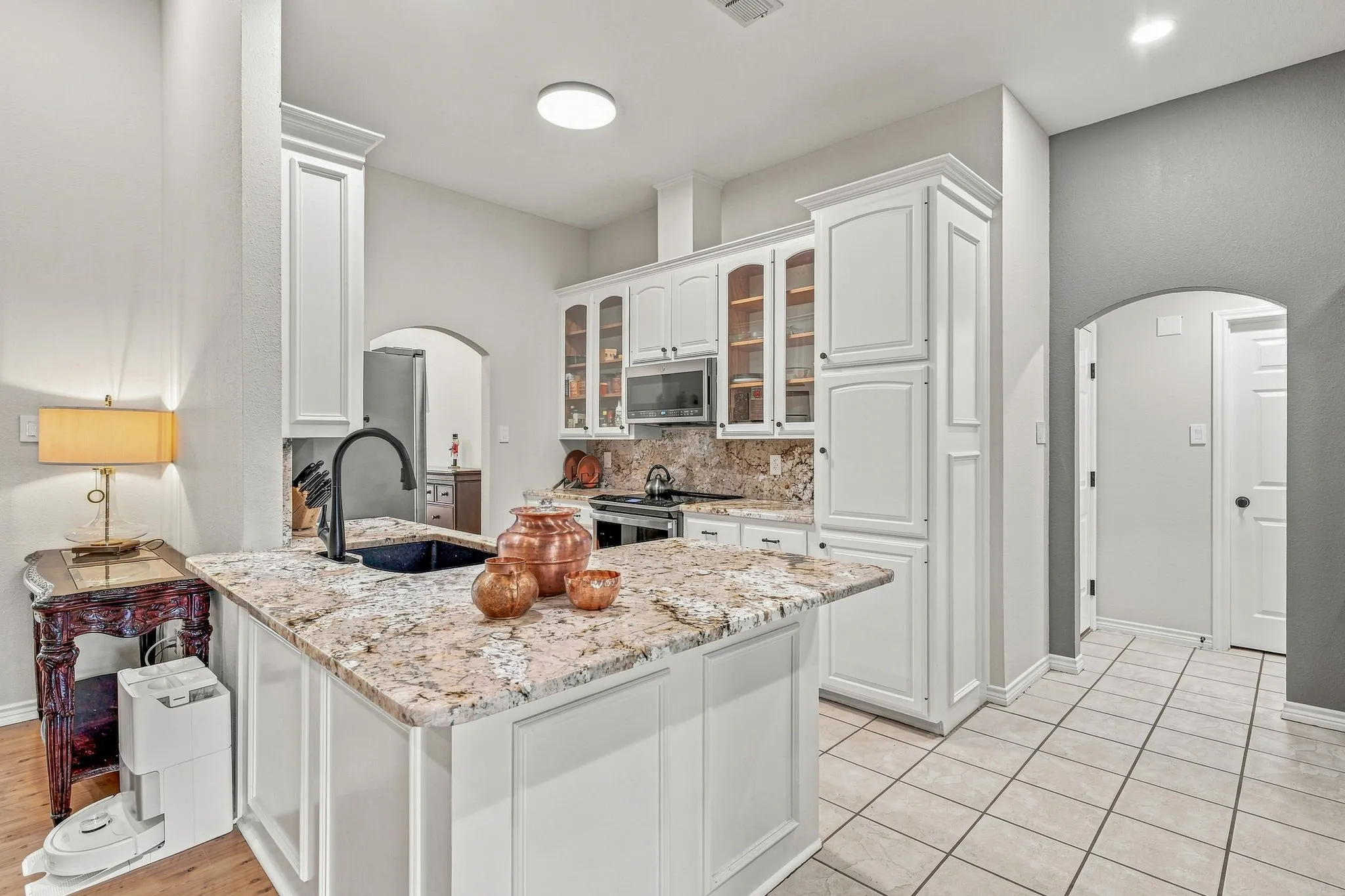 Single Family Residence For Sale in Erath County , 1422 Glenwood Drive, Stephenville, Texas 76401, 4 Bedroom, 2 Bathroom, 2 Garage spaces, 2,046 Sqft, built in 2003, mls#21370919, Real Estate Agent in Stephenville, Homes For Sale in Erath county, Homes For Sale in Stephenville, Realtor in Stephenville Texas, Real Estate Brokerage Independent Realty Texas, Luminita Cordes Realtor