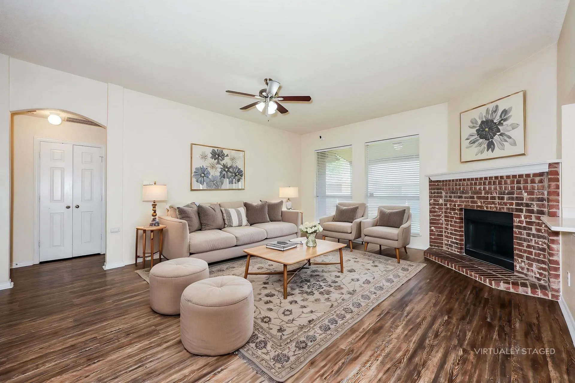 Single Family Residence For Rent in Tarrant County , 1909 Saint Nevis Drive, Mansfield, Texas 76063, 4 Bedroom, 2 Bathroom, 2 Garage spaces, 1,792 Sqft, built in 2001, mls#21371201, Real Estate Agent in Mansfield, Homes For Rent in Tarrant county, Homes For Rent in Mansfield, Realtor in Mansfield Texas, Real Estate Brokerage Independent Realty Texas, Luminita Cordes Realtor