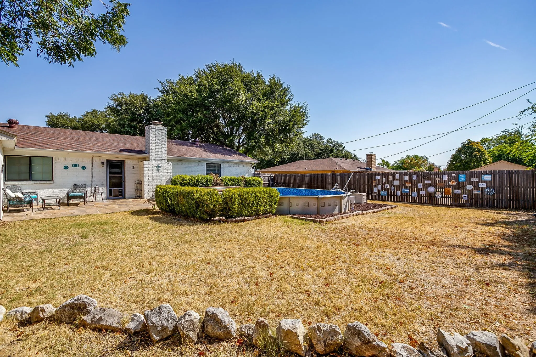 Single Family Residence For Sale in Tarrant County , 1304 Augusta Road, Benbrook, Texas 76126, 3 Bedroom, 2 Bathroom, 2 Garage spaces, 1,266 Sqft, built in 1978, mls#21364916, Real Estate Agent in Benbrook, Homes For Sale in Tarrant county, Homes For Sale in Benbrook, Realtor in Benbrook Texas, Real Estate Brokerage Independent Realty Texas, Luminita Cordes Realtor