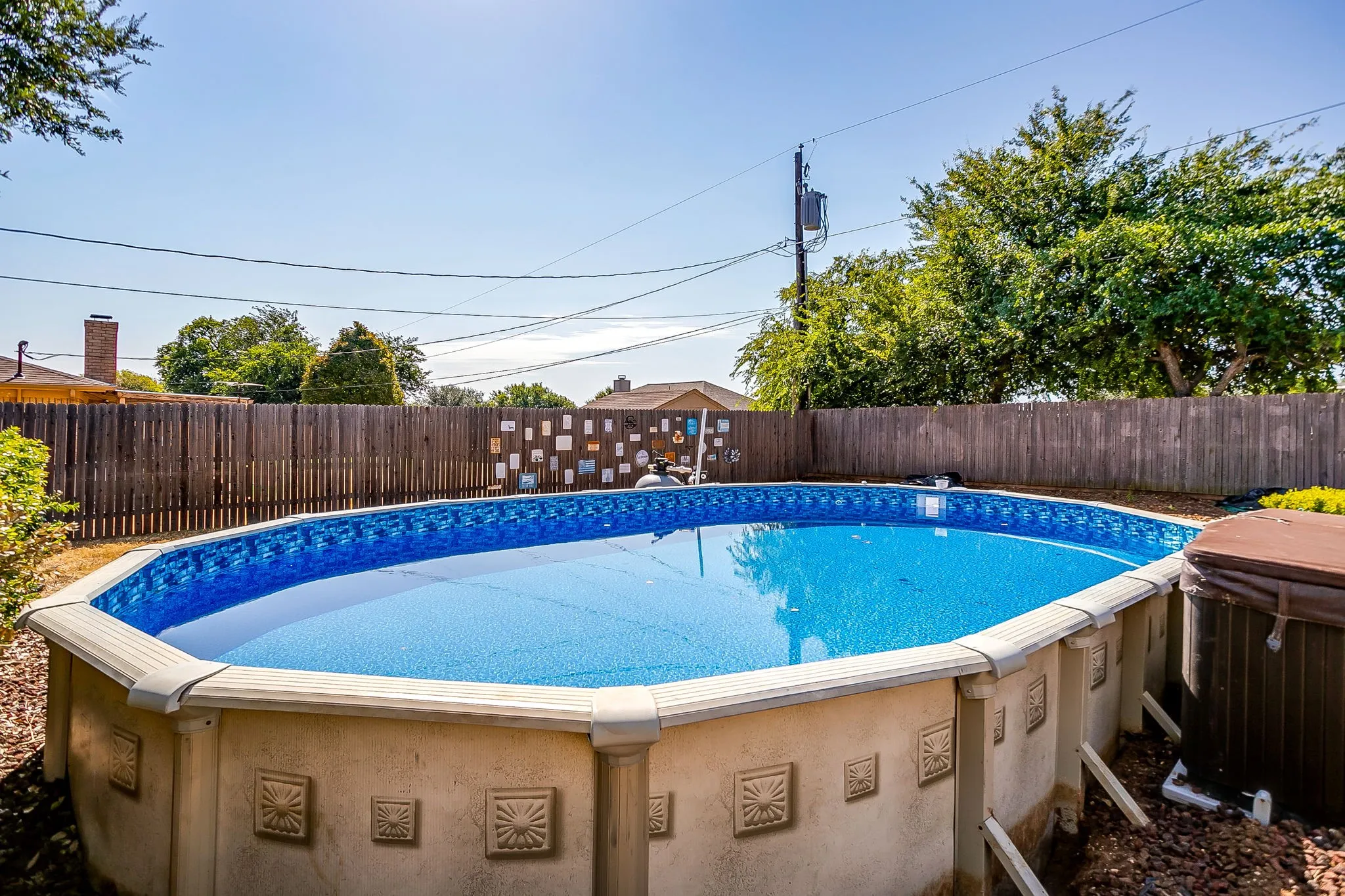 Single Family Residence For Sale in Tarrant County , 1304 Augusta Road, Benbrook, Texas 76126, 3 Bedroom, 2 Bathroom, 2 Garage spaces, 1,266 Sqft, built in 1978, mls#21364916, Real Estate Agent in Benbrook, Homes For Sale in Tarrant county, Homes For Sale in Benbrook, Realtor in Benbrook Texas, Real Estate Brokerage Independent Realty Texas, Luminita Cordes Realtor