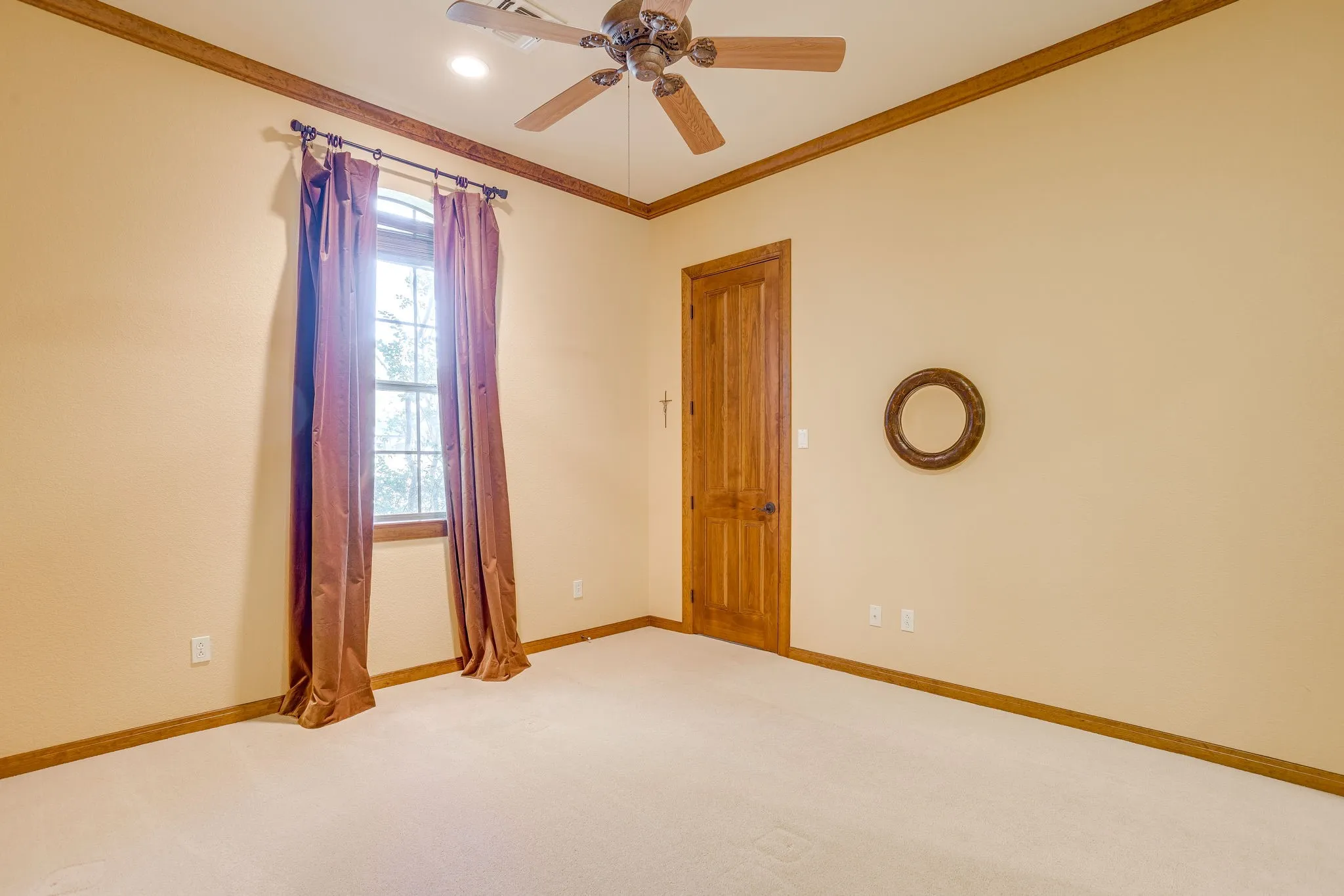 Single Family Residence For Sale in Parker County , 392 Creek Bend Drive, Aledo, Texas 76008, 4 Bedroom, 4 Bathroom, 3 Garage spaces, 3,997 Sqft, built in 2002, mls#21368243, Real Estate Agent in Aledo, Homes For Sale in Parker county, Homes For Sale in Aledo, Realtor in Aledo Texas, Real Estate Brokerage Independent Realty Texas, Luminita Cordes Realtor