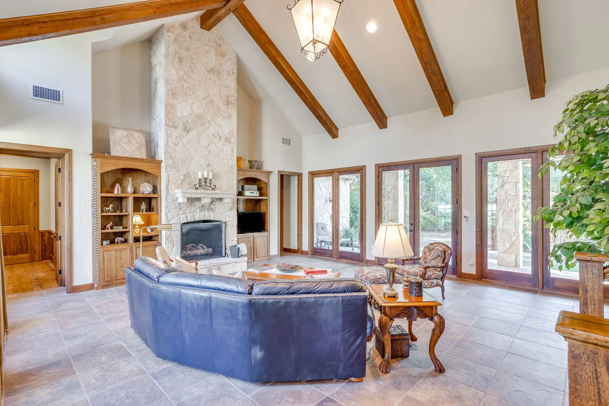 Single Family Residence For Sale in Parker County , 392 Creek Bend Drive, Aledo, Texas 76008, 4 Bedroom, 4 Bathroom, 3 Garage spaces, 3,997 Sqft, built in 2002, mls#21368243, Real Estate Agent in Aledo, Homes For Sale in Parker county, Homes For Sale in Aledo, Realtor in Aledo Texas, Real Estate Brokerage Independent Realty Texas, Luminita Cordes Realtor