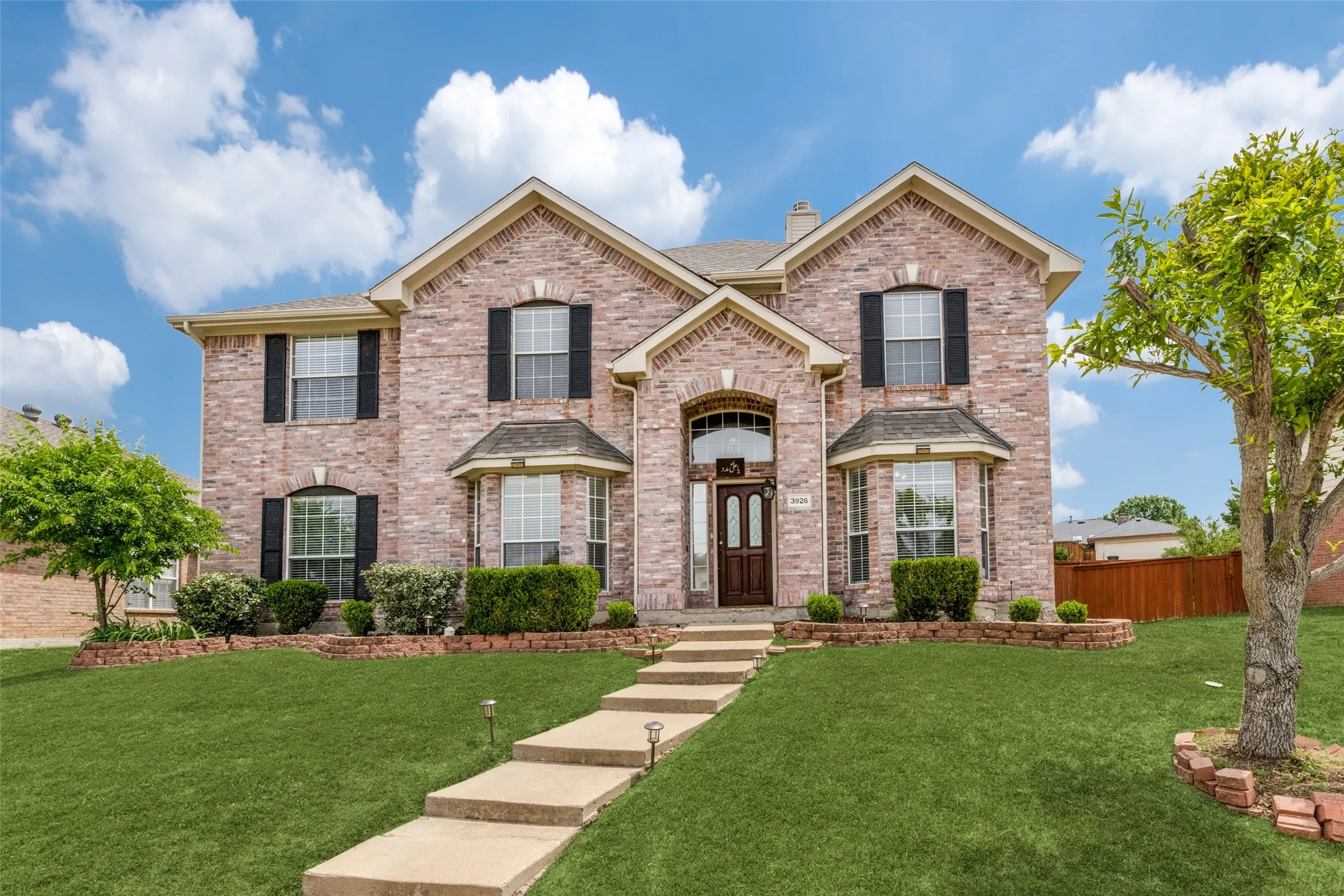 Single Family Residence For Rent in Denton County , 3926 Rolling Oaks Drive, Carrollton, Texas 75007, 5 Bedroom, 4 Bathroom, 2 Garage spaces, 3,186 Sqft, built in 1998, mls#21371244, Real Estate Agent in Carrollton, Homes For Rent in Denton county, Homes For Rent in Carrollton, Realtor in Carrollton Texas, Real Estate Brokerage Independent Realty Texas, Luminita Cordes Realtor