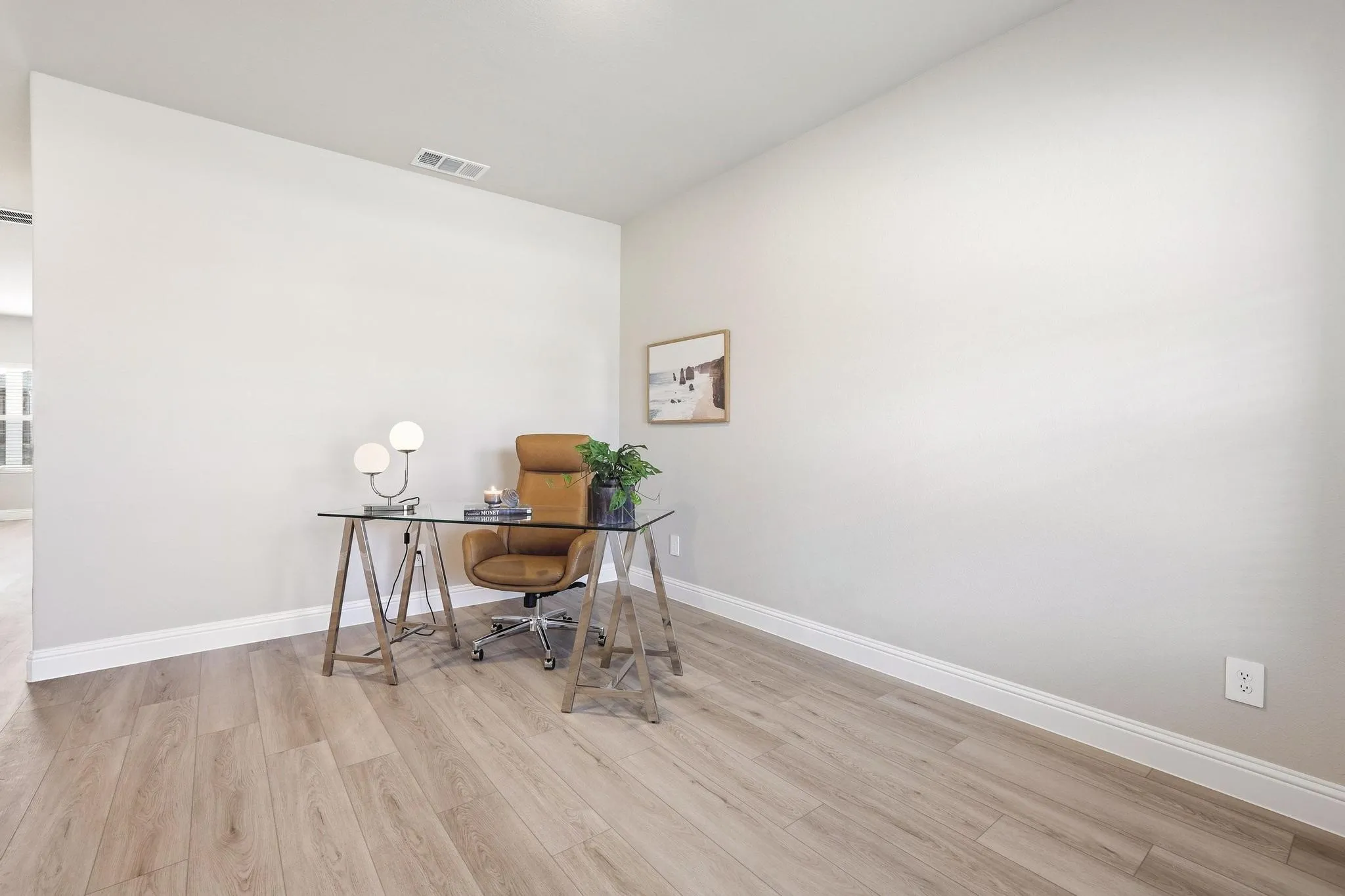 Single Family Residence For Rent in Grayson County , 2211 Gustavus Drive, Sherman, Texas 75092, 4 Bedroom, 3 Bathroom, 2 Garage spaces, 2,394 Sqft, built in 2024, mls#21371167, Real Estate Agent in Sherman, Homes For Rent in Grayson county, Homes For Rent in Sherman, Realtor in Sherman Texas, Real Estate Brokerage Independent Realty Texas, Luminita Cordes Realtor