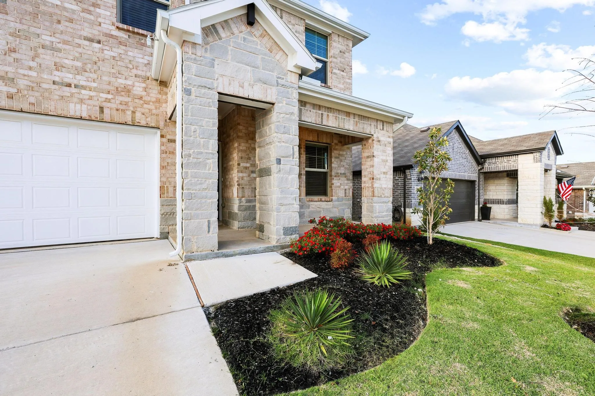 Single Family Residence For Rent in Grayson County , 2211 Gustavus Drive, Sherman, Texas 75092, 4 Bedroom, 3 Bathroom, 2 Garage spaces, 2,394 Sqft, built in 2024, mls#21371167, Real Estate Agent in Sherman, Homes For Rent in Grayson county, Homes For Rent in Sherman, Realtor in Sherman Texas, Real Estate Brokerage Independent Realty Texas, Luminita Cordes Realtor