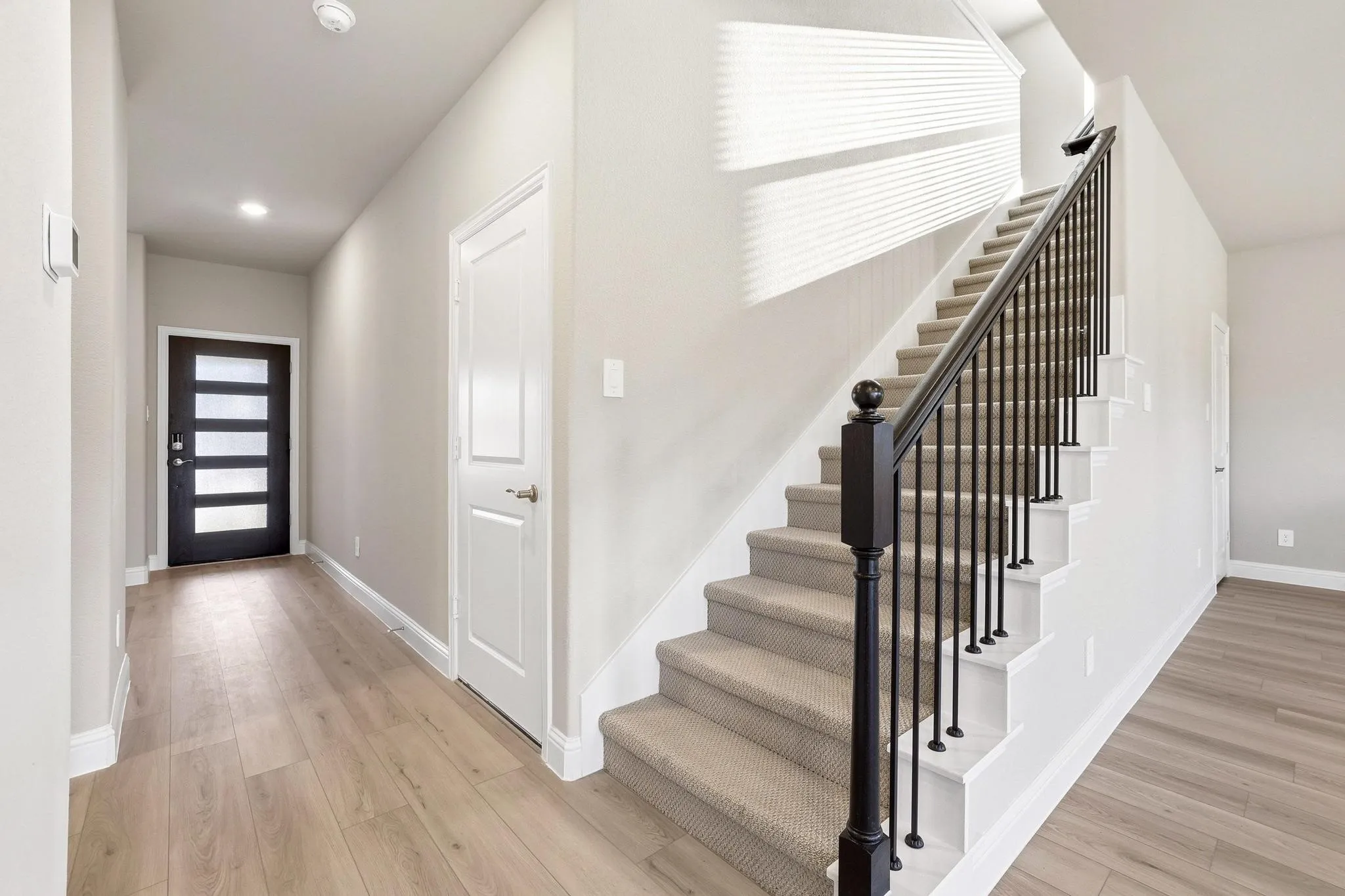 Single Family Residence For Rent in Grayson County , 2211 Gustavus Drive, Sherman, Texas 75092, 4 Bedroom, 3 Bathroom, 2 Garage spaces, 2,394 Sqft, built in 2024, mls#21371167, Real Estate Agent in Sherman, Homes For Rent in Grayson county, Homes For Rent in Sherman, Realtor in Sherman Texas, Real Estate Brokerage Independent Realty Texas, Luminita Cordes Realtor