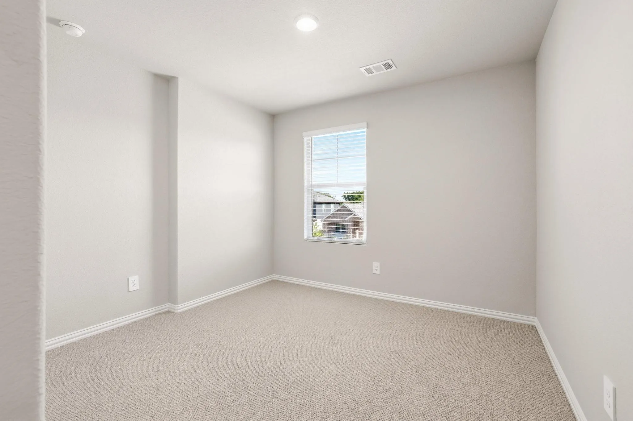 Single Family Residence For Rent in Grayson County , 2211 Gustavus Drive, Sherman, Texas 75092, 4 Bedroom, 3 Bathroom, 2 Garage spaces, 2,394 Sqft, built in 2024, mls#21371167, Real Estate Agent in Sherman, Homes For Rent in Grayson county, Homes For Rent in Sherman, Realtor in Sherman Texas, Real Estate Brokerage Independent Realty Texas, Luminita Cordes Realtor
