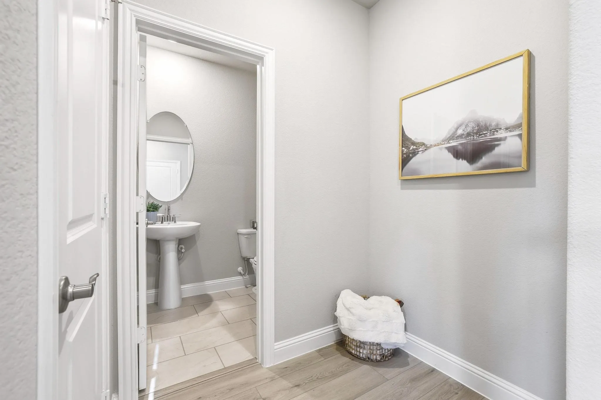Single Family Residence For Rent in Grayson County , 2211 Gustavus Drive, Sherman, Texas 75092, 4 Bedroom, 3 Bathroom, 2 Garage spaces, 2,394 Sqft, built in 2024, mls#21371167, Real Estate Agent in Sherman, Homes For Rent in Grayson county, Homes For Rent in Sherman, Realtor in Sherman Texas, Real Estate Brokerage Independent Realty Texas, Luminita Cordes Realtor