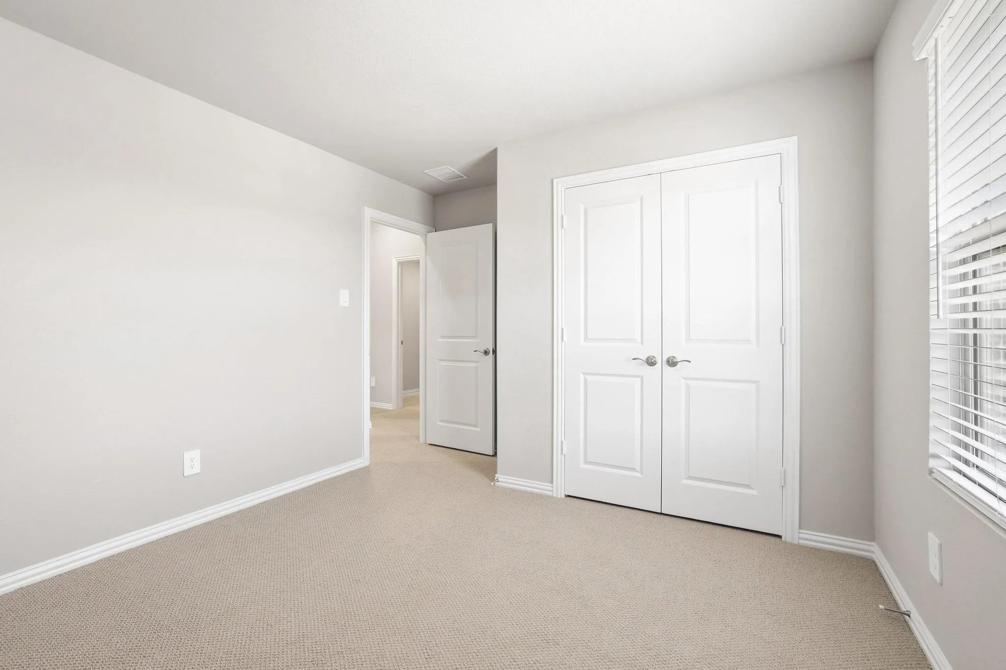 Single Family Residence For Rent in Grayson County , 2211 Gustavus Drive, Sherman, Texas 75092, 4 Bedroom, 3 Bathroom, 2 Garage spaces, 2,394 Sqft, built in 2024, mls#21371167, Real Estate Agent in Sherman, Homes For Rent in Grayson county, Homes For Rent in Sherman, Realtor in Sherman Texas, Real Estate Brokerage Independent Realty Texas, Luminita Cordes Realtor