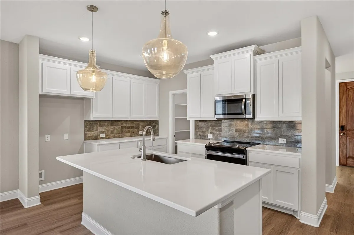 Single Family Residence For Sale in Wise County , 213 S Atwood Street, Boyd, Texas 76023, 3 Bedroom, 3 Bathroom, 2 Garage spaces, 2,205 Sqft, built in 2026, mls#21371218, Real Estate Agent in Boyd, Homes For Sale in Wise county, Homes For Sale in Boyd, Realtor in Boyd Texas, Real Estate Brokerage Independent Realty Texas, Luminita Cordes Realtor