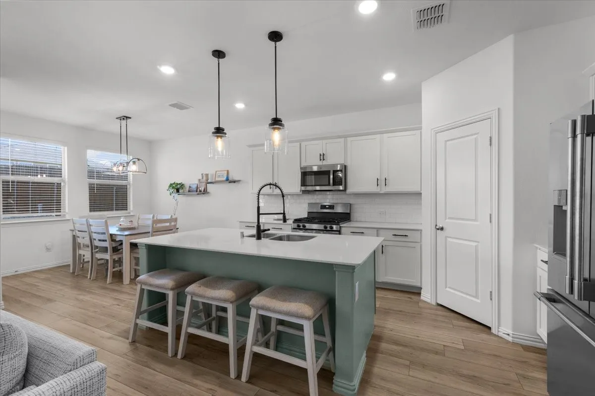 Single Family Residence For Rent in Tarrant County , 2520 Goodrich Road, Fort Worth, Texas 76179, 4 Bedroom, 2 Bathroom, 2 Garage spaces, 1,970 Sqft, built in 2023, mls#21371233, Real Estate Agent in Fort Worth, Homes For Rent in Tarrant county, Homes For Rent in Fort Worth, Realtor in Fort Worth Texas, Real Estate Brokerage Independent Realty Texas, Luminita Cordes Realtor
