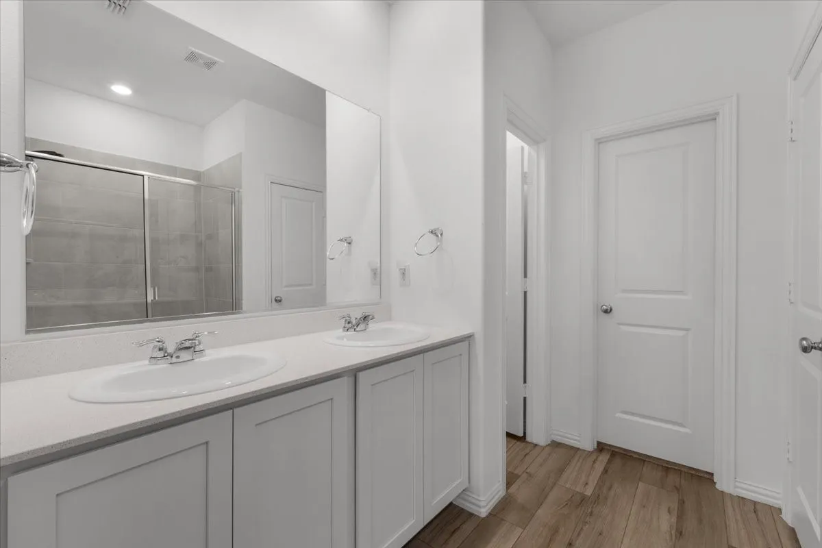 Single Family Residence For Rent in Tarrant County , 2520 Goodrich Road, Fort Worth, Texas 76179, 4 Bedroom, 2 Bathroom, 2 Garage spaces, 1,970 Sqft, built in 2023, mls#21371233, Real Estate Agent in Fort Worth, Homes For Rent in Tarrant county, Homes For Rent in Fort Worth, Realtor in Fort Worth Texas, Real Estate Brokerage Independent Realty Texas, Luminita Cordes Realtor