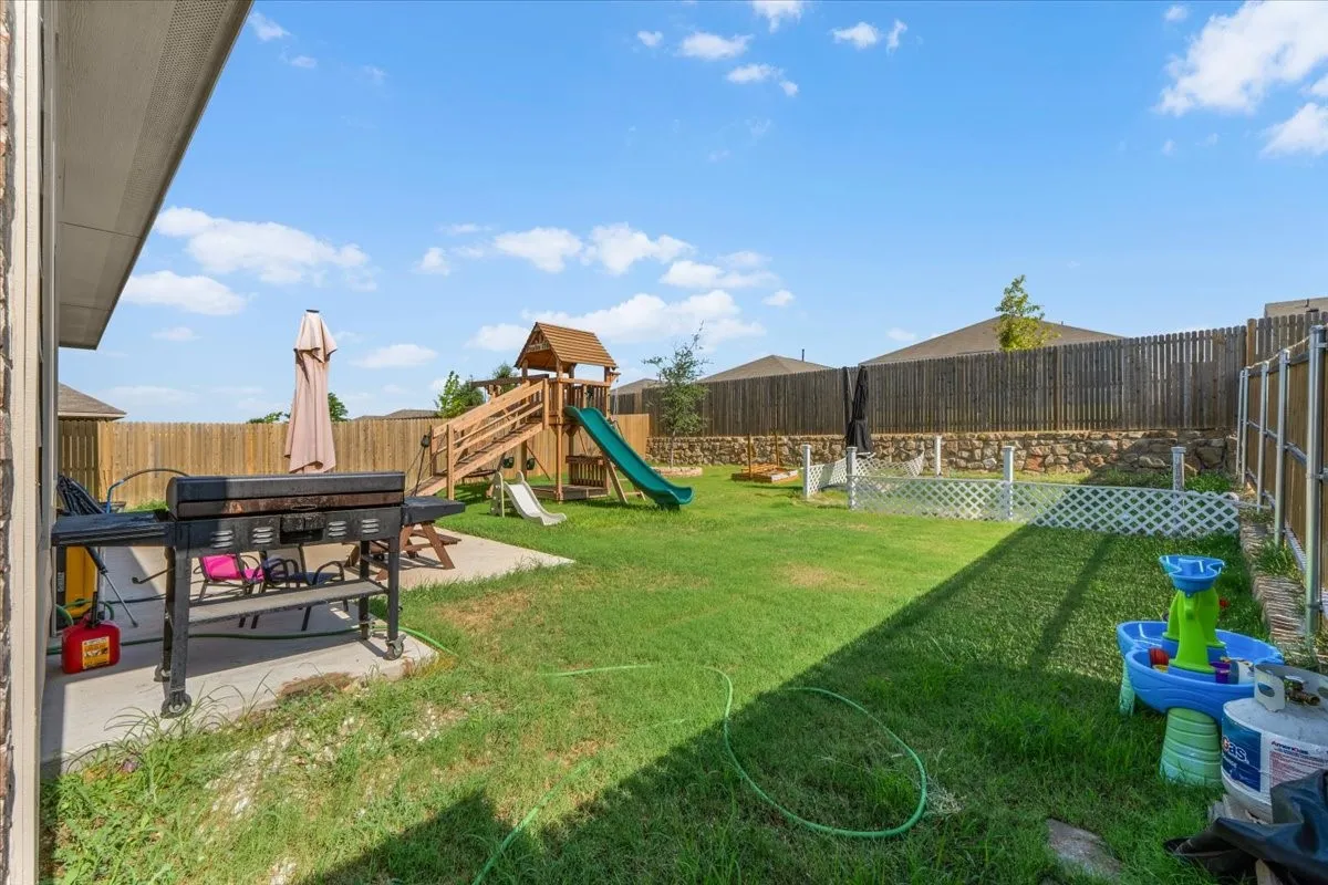 Single Family Residence For Rent in Tarrant County , 2520 Goodrich Road, Fort Worth, Texas 76179, 4 Bedroom, 2 Bathroom, 2 Garage spaces, 1,970 Sqft, built in 2023, mls#21371233, Real Estate Agent in Fort Worth, Homes For Rent in Tarrant county, Homes For Rent in Fort Worth, Realtor in Fort Worth Texas, Real Estate Brokerage Independent Realty Texas, Luminita Cordes Realtor