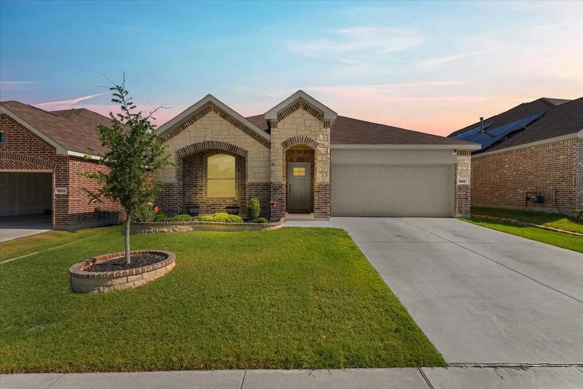 Single Family Residence For Rent in Tarrant County , 2520 Goodrich Road, Fort Worth, Texas 76179, 4 Bedroom, 2 Bathroom, 2 Garage spaces, 1,970 Sqft, built in 2023, mls#21371233, Real Estate Agent in Fort Worth, Homes For Rent in Tarrant county, Homes For Rent in Fort Worth, Realtor in Fort Worth Texas, Real Estate Brokerage Independent Realty Texas, Luminita Cordes Realtor