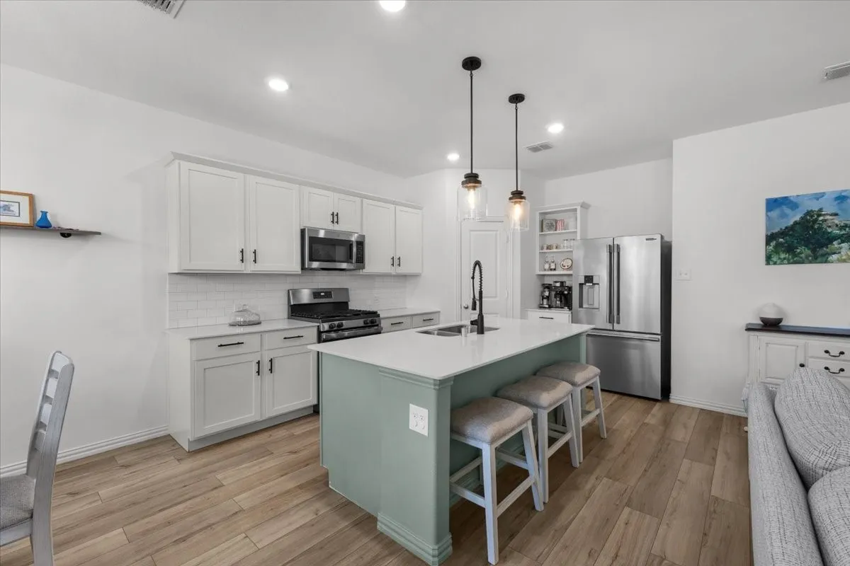 Single Family Residence For Rent in Tarrant County , 2520 Goodrich Road, Fort Worth, Texas 76179, 4 Bedroom, 2 Bathroom, 2 Garage spaces, 1,970 Sqft, built in 2023, mls#21371233, Real Estate Agent in Fort Worth, Homes For Rent in Tarrant county, Homes For Rent in Fort Worth, Realtor in Fort Worth Texas, Real Estate Brokerage Independent Realty Texas, Luminita Cordes Realtor