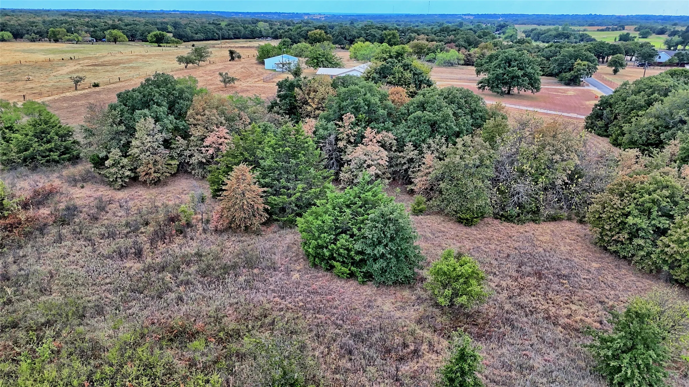 Single Family Residence For Sale in Montague County , 437 Jakes Road, Bowie, Texas 76230, 3 Bedroom, 2 Bathroom, 2 Garage spaces, 1,781 Sqft, built in 1976, mls#21371170, Real Estate Agent in Bowie, Homes For Sale in Montague county, Homes For Sale in Bowie, Realtor in Bowie Texas, Real Estate Brokerage Independent Realty Texas, Luminita Cordes Realtor