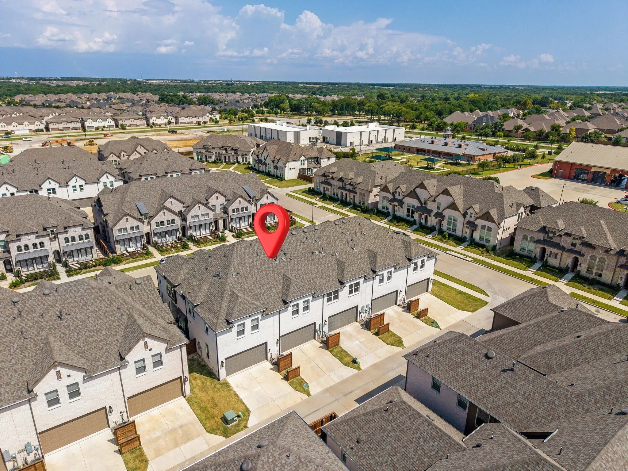 Townhouse For Sale in Collin County , 8117 Legacy Oak Drive, Mc Kinney, Texas 75071, 3 Bedroom, 3 Bathroom, 2 Garage spaces, 1,879 Sqft, built in 2024, mls#21357132, Real Estate Agent in Mc Kinney, Homes For Sale in Collin county, Homes For Sale in Mc Kinney, Realtor in Mc Kinney Texas, Real Estate Brokerage Independent Realty Texas, Luminita Cordes Realtor