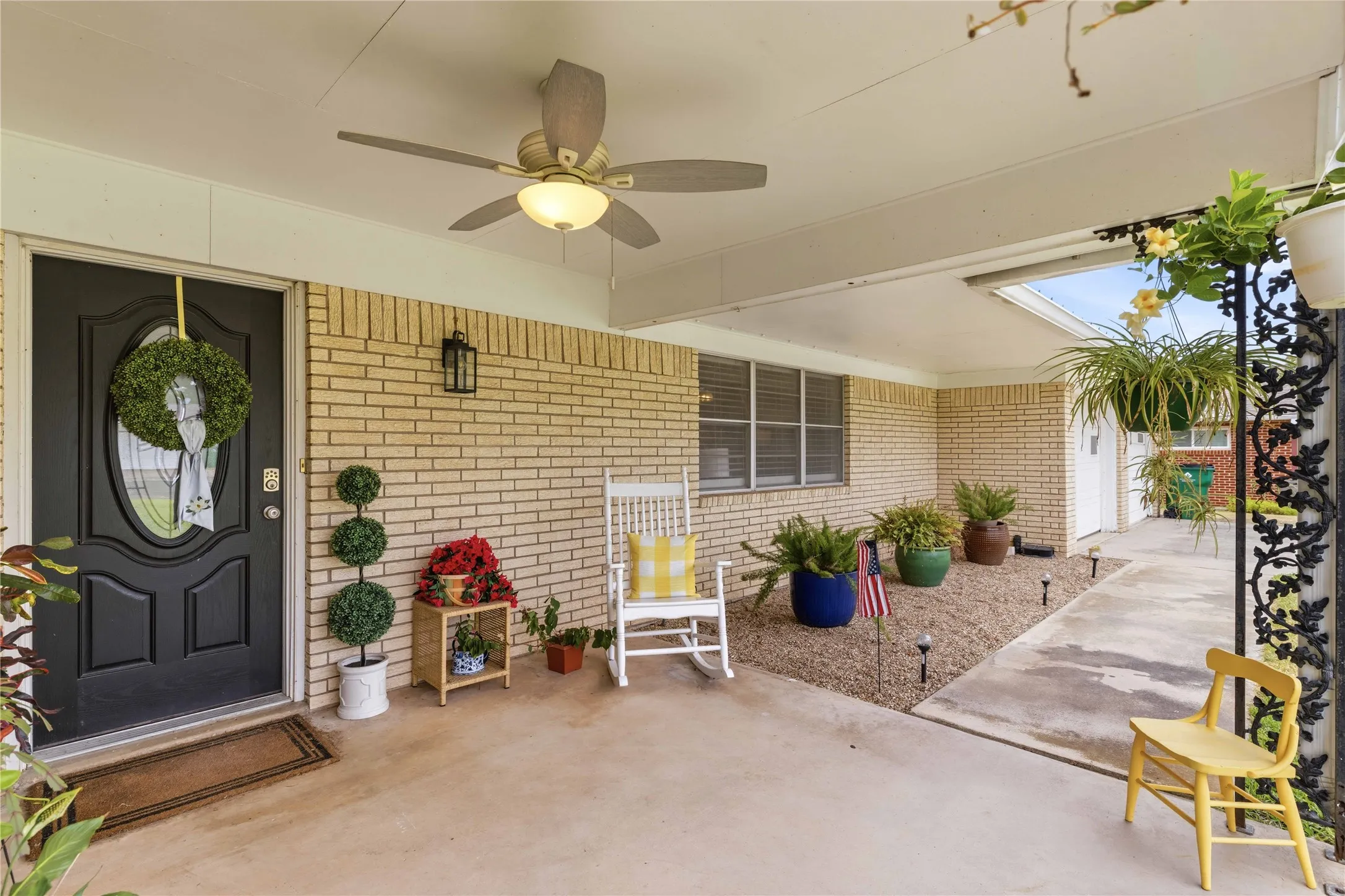 Single Family Residence For Sale in Mills County , 1607 Earl Street, Goldthwaite, Texas 76844, 3 Bedroom, 2 Bathroom, 2 Garage spaces, 1,870 Sqft, built in 1974, mls#21370895, Real Estate Agent in Goldthwaite, Homes For Sale in Mills county, Homes For Sale in Goldthwaite, Realtor in Goldthwaite Texas, Real Estate Brokerage Independent Realty Texas, Luminita Cordes Realtor