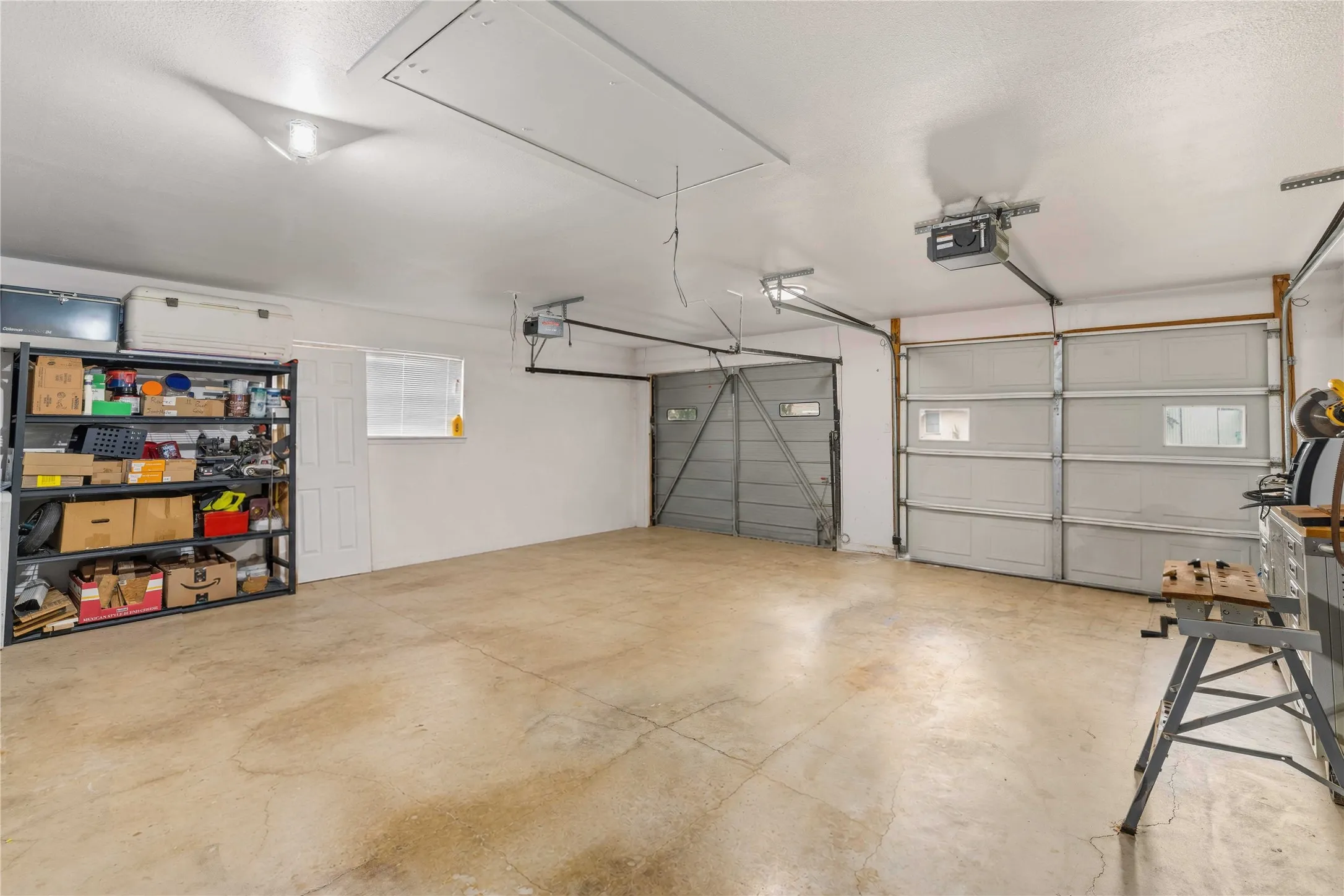 Single Family Residence For Sale in Mills County , 1607 Earl Street, Goldthwaite, Texas 76844, 3 Bedroom, 2 Bathroom, 2 Garage spaces, 1,870 Sqft, built in 1974, mls#21370895, Real Estate Agent in Goldthwaite, Homes For Sale in Mills county, Homes For Sale in Goldthwaite, Realtor in Goldthwaite Texas, Real Estate Brokerage Independent Realty Texas, Luminita Cordes Realtor